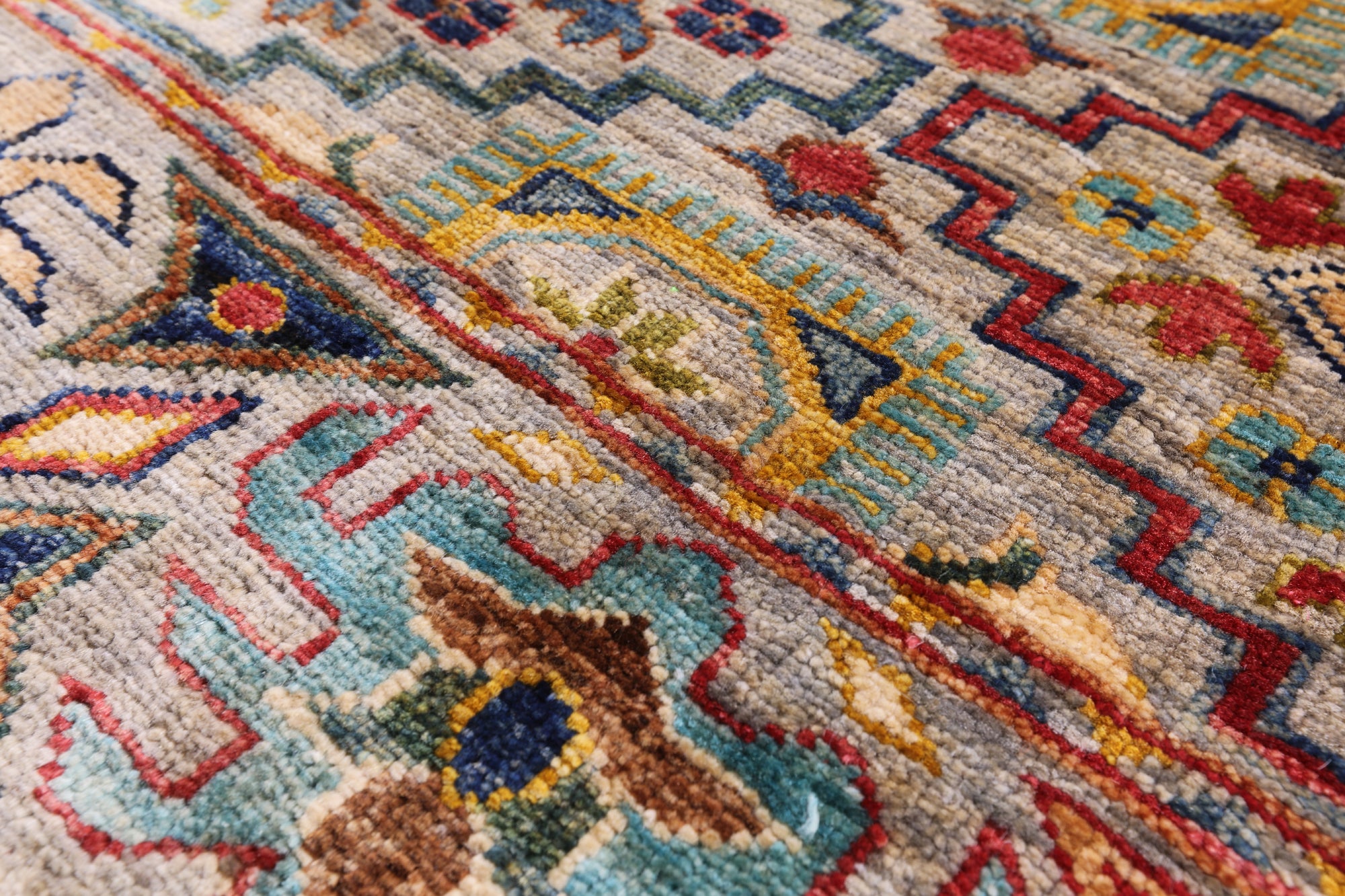 Khorjin Persian Gabbeh Hand Knotted Wool Rug - 5' 7" X 7' 5" - Golden Nile