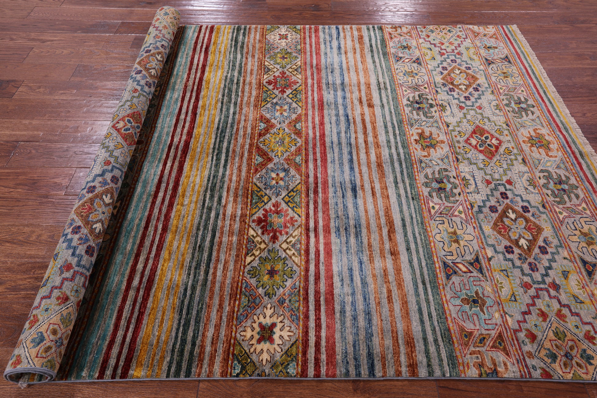 Khorjin Persian Gabbeh Hand Knotted Wool Rug - 5' 7" X 7' 5" - Golden Nile