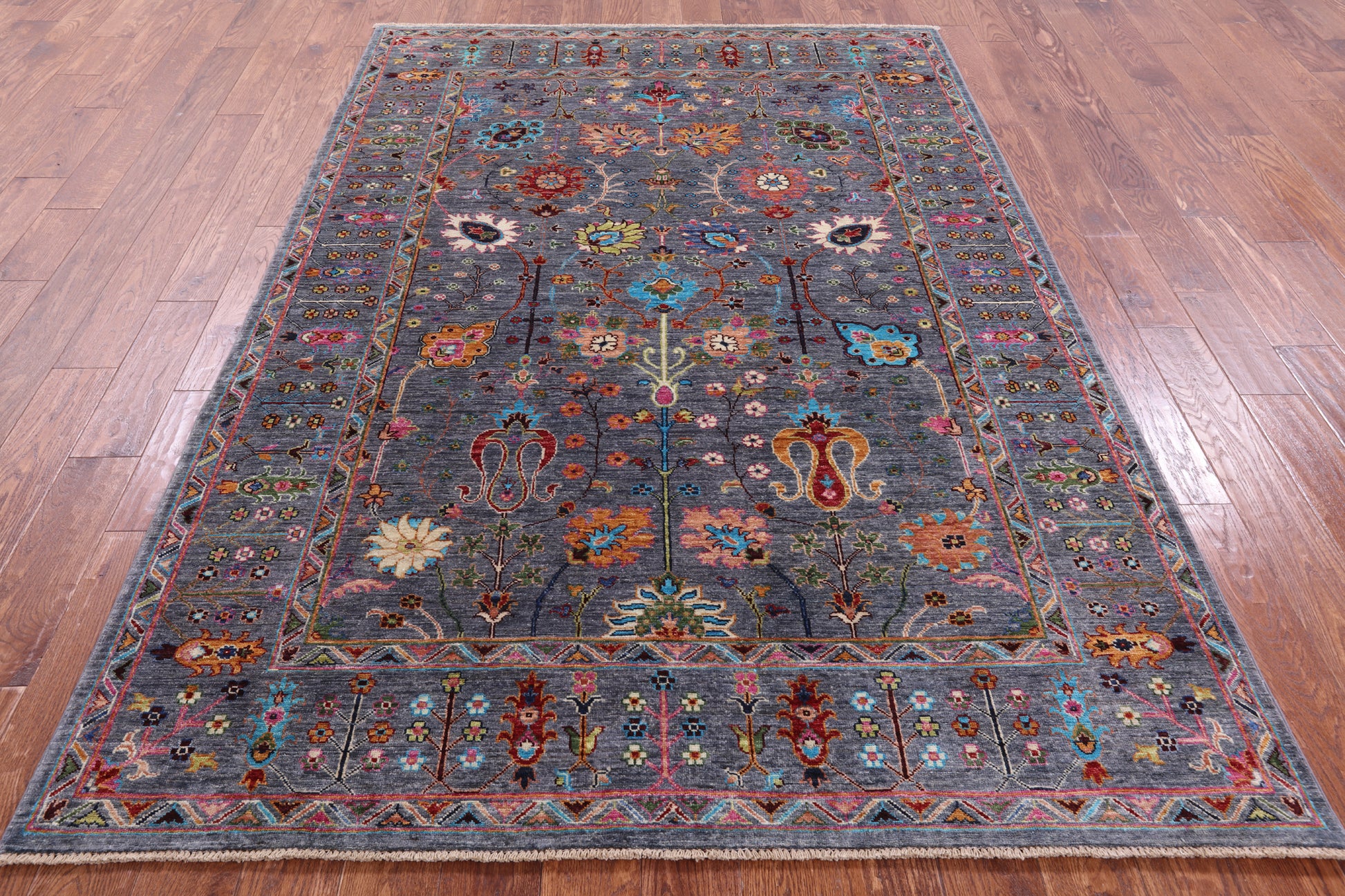 Grey Peshawar Hand Knotted Wool Rug - 5' 8" X 8' 5" - Golden Nile