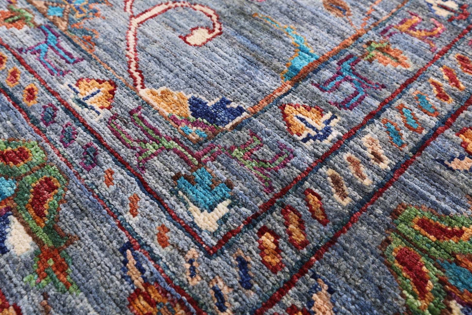 Peshawar Handmade Wool Rug - 5' 11" X 7' 11" - Golden Nile