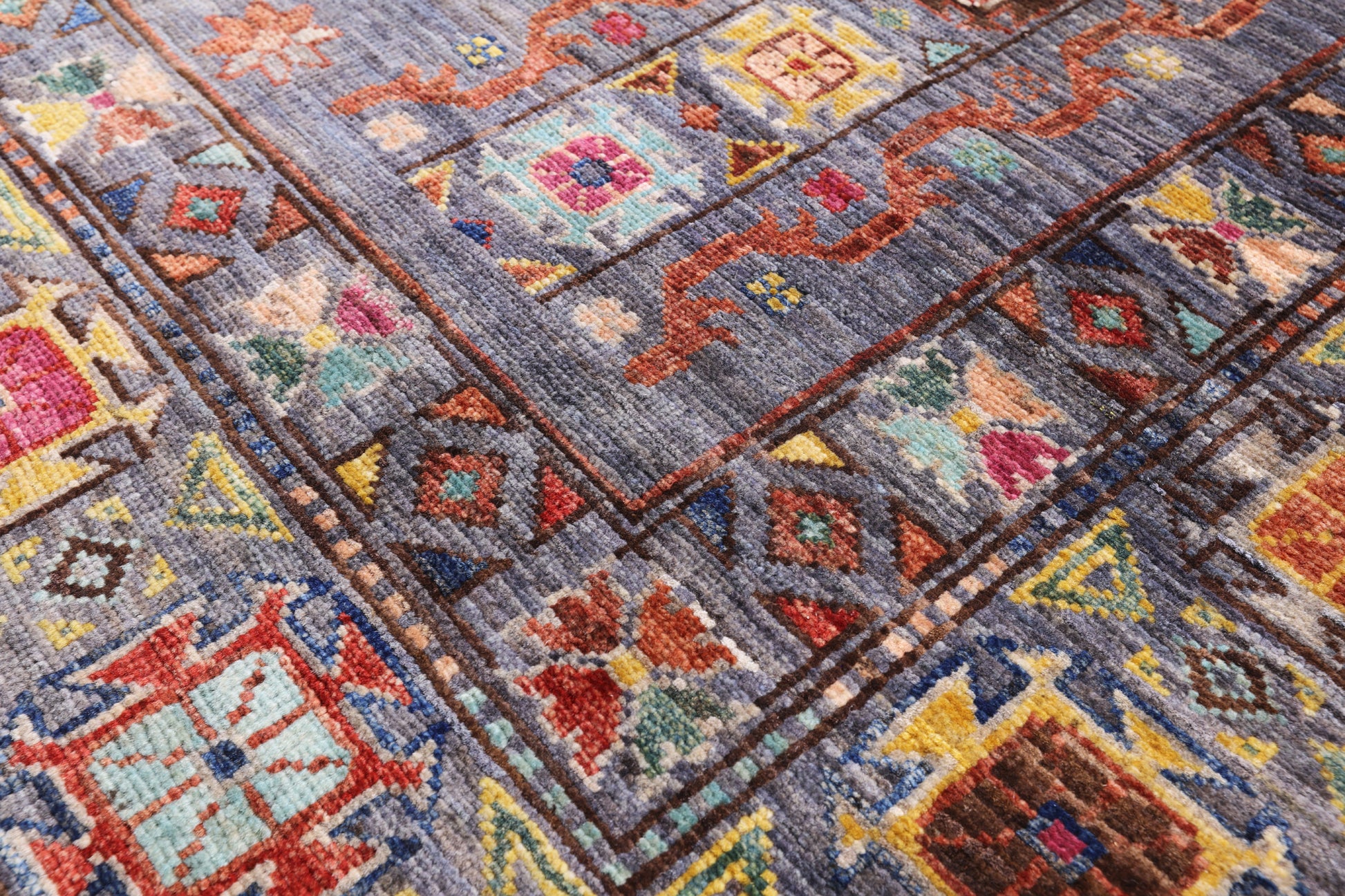Tribal Persian Hand Knotted Wool Rug - 5' 8" X 8' 0" - Golden Nile
