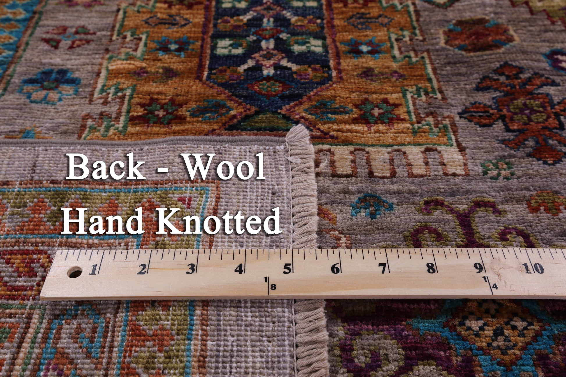 Turkmen Ersari Hand Knotted Wool Rug - 5' 7" X 7' 8" - Golden Nile