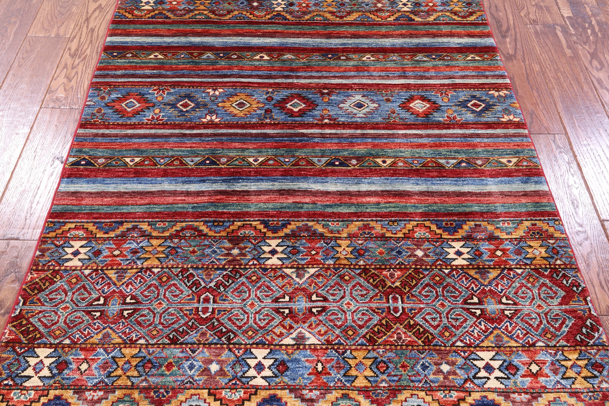 Khorjin Persian Gabbeh Hand Knotted Wool Rug - 3' 11" X 5' 10" - Golden Nile