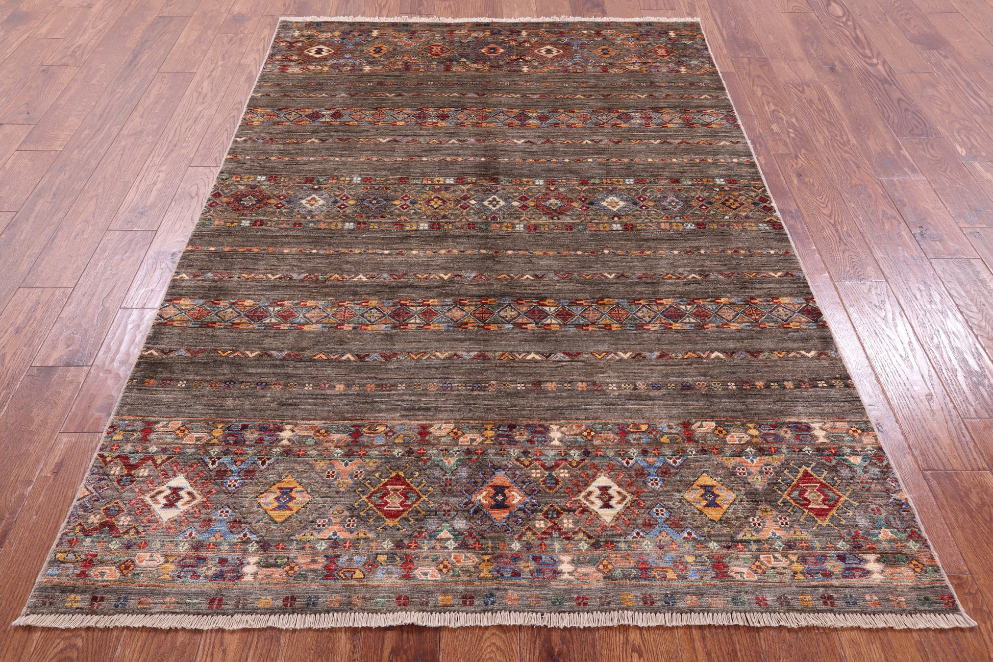 Khorjin Persian Gabbeh Hand Knotted Wool Rug - 4' 11" X 7' 2" - Golden Nile