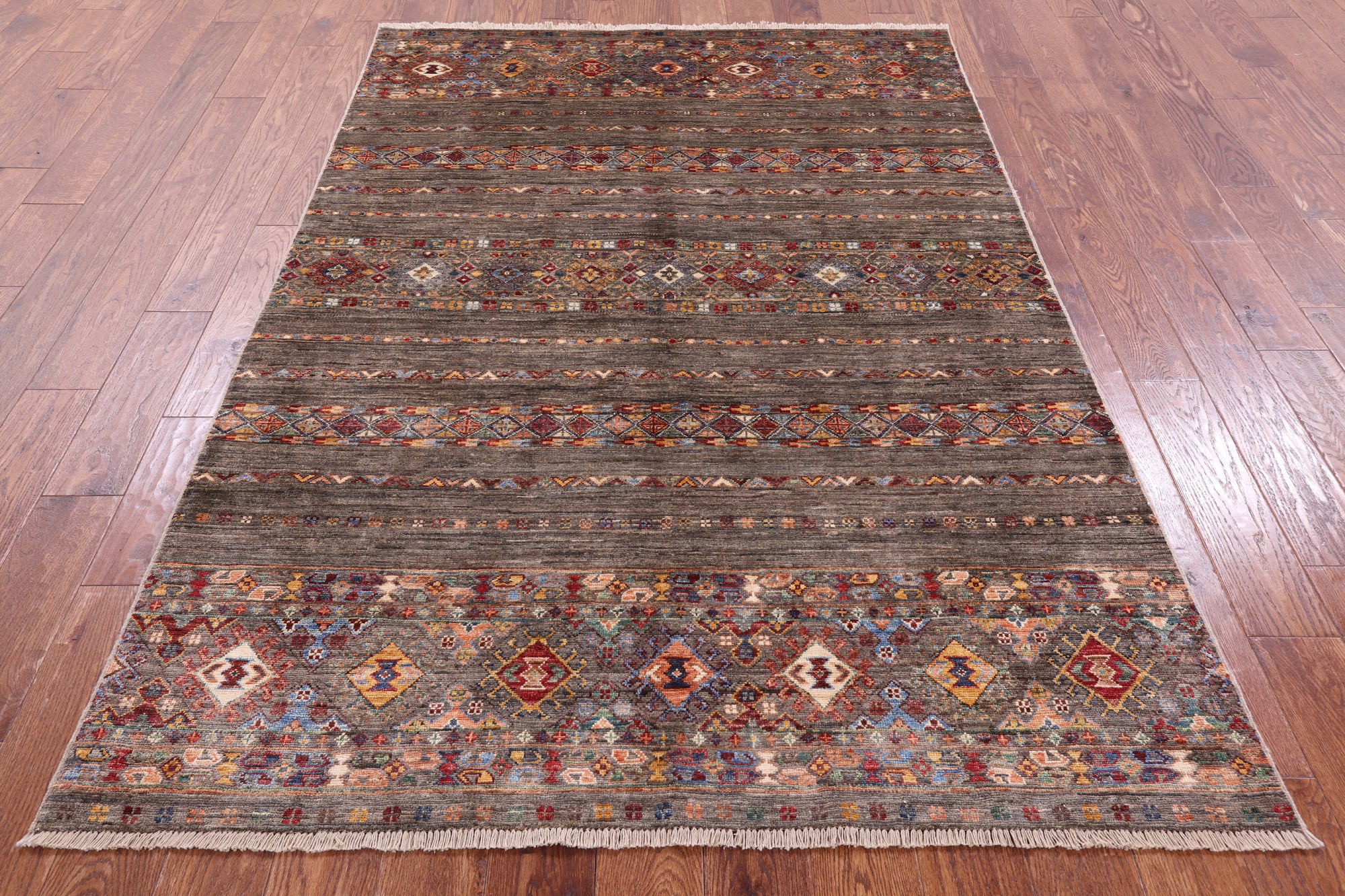 Khorjin Persian Gabbeh Hand Knotted Wool Rug - 4' 11" X 7' 2" - Golden Nile