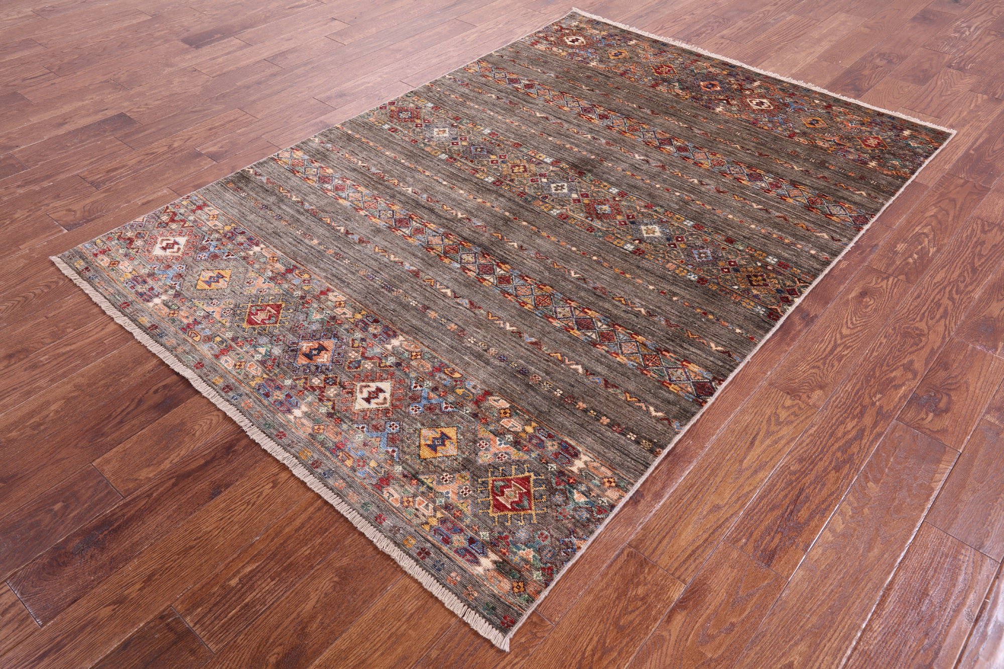Khorjin Persian Gabbeh Hand Knotted Wool Rug - 4' 11" X 7' 2" - Golden Nile
