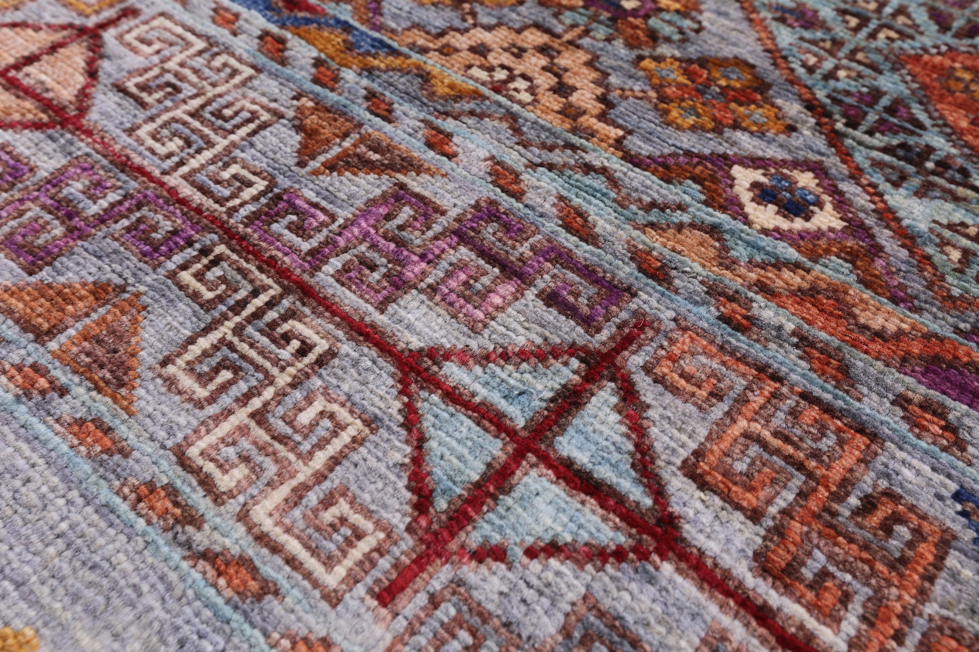 Khorjin Persian Gabbeh Handmade Wool Rug - 4' 11" X 6' 9" - Golden Nile