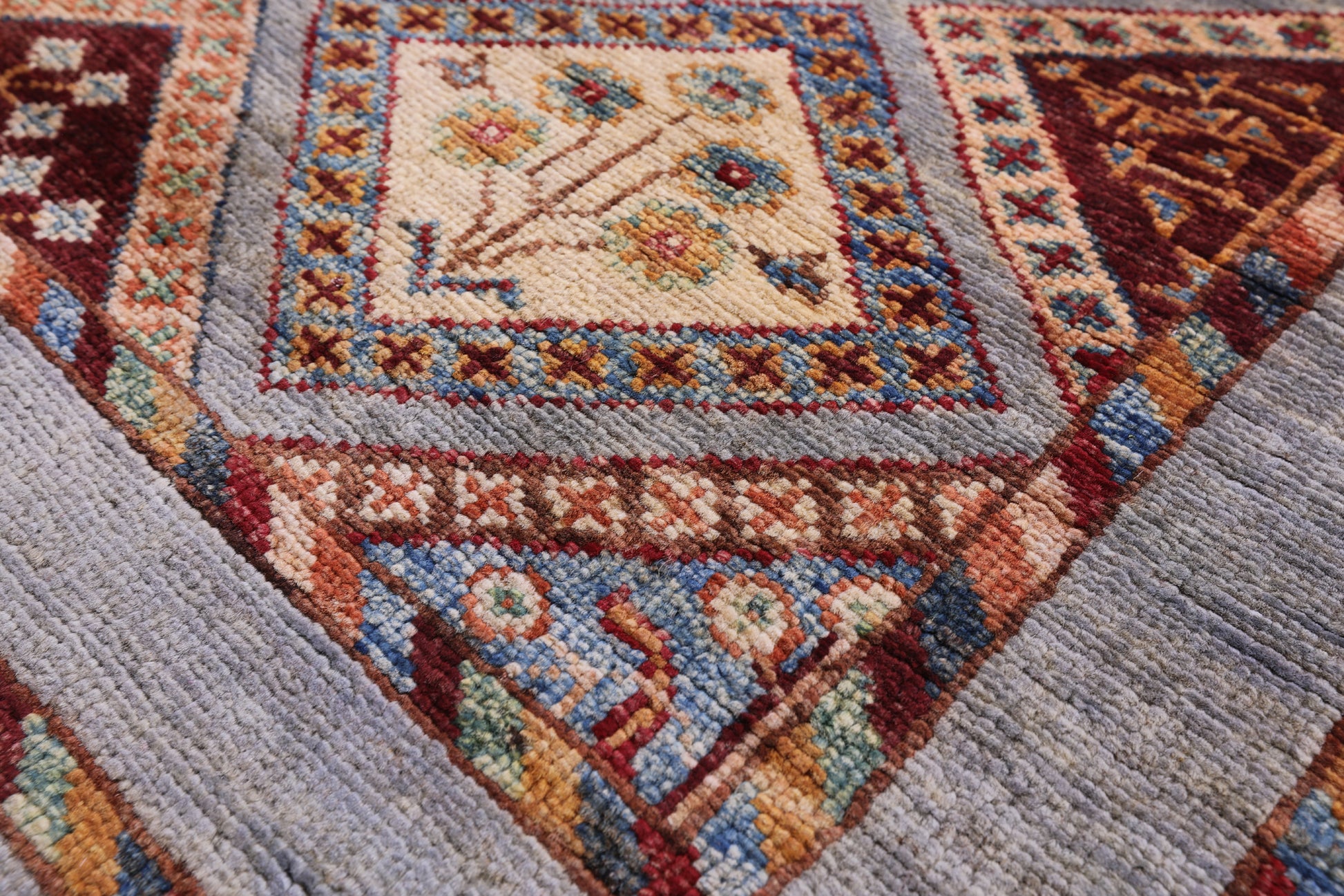 Tribal Persian Gabbeh Hand Knotted Wool Rug - 5' 9" X 8' 1" - Golden Nile
