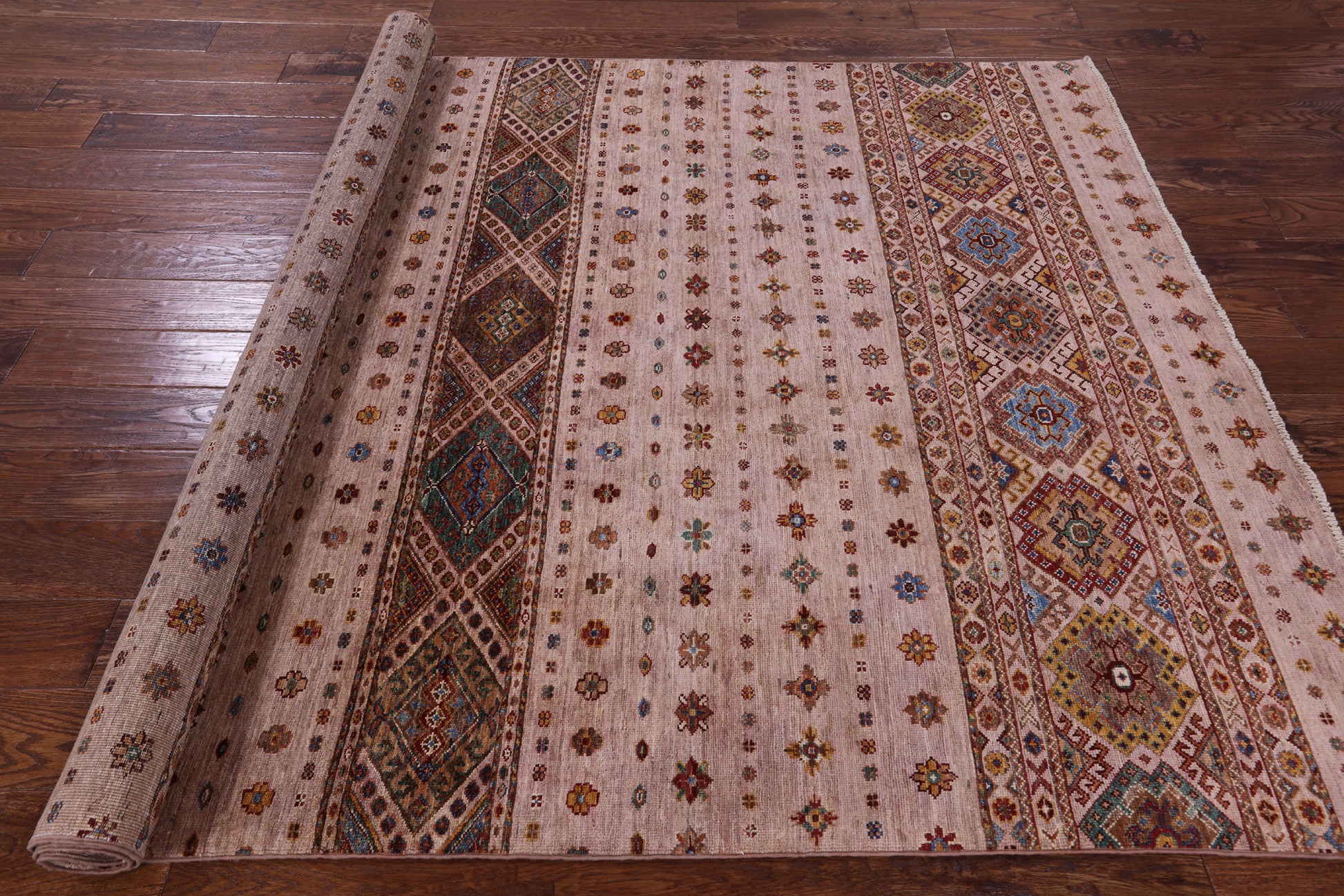 Khorjin Persian Gabbeh Handmade Wool Rug - 5' 8" X 7' 9" - Golden Nile