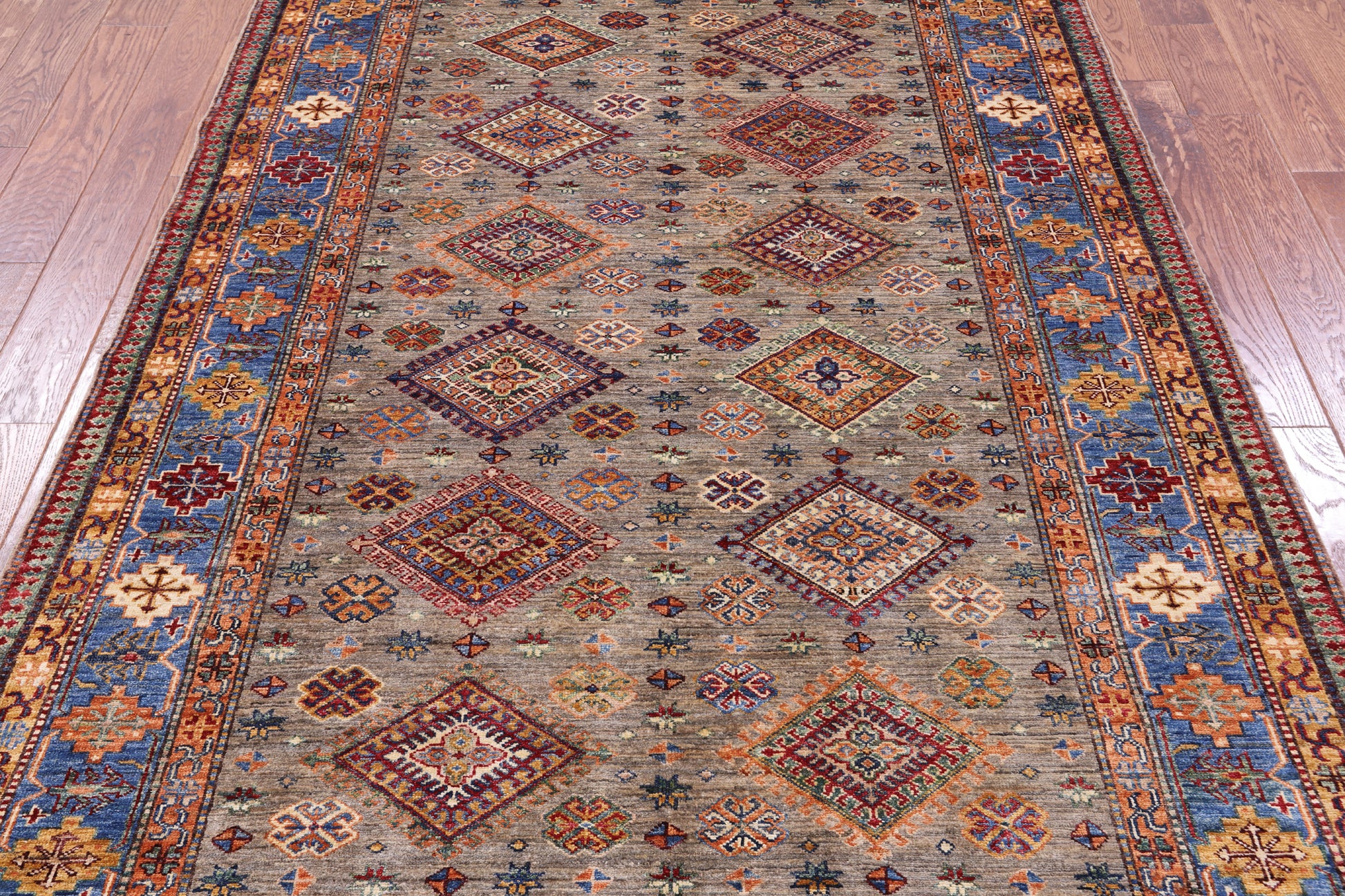 Super Kazak Hand Knotted Wool Rug - 5' 6" X 7' 10" - Golden Nile