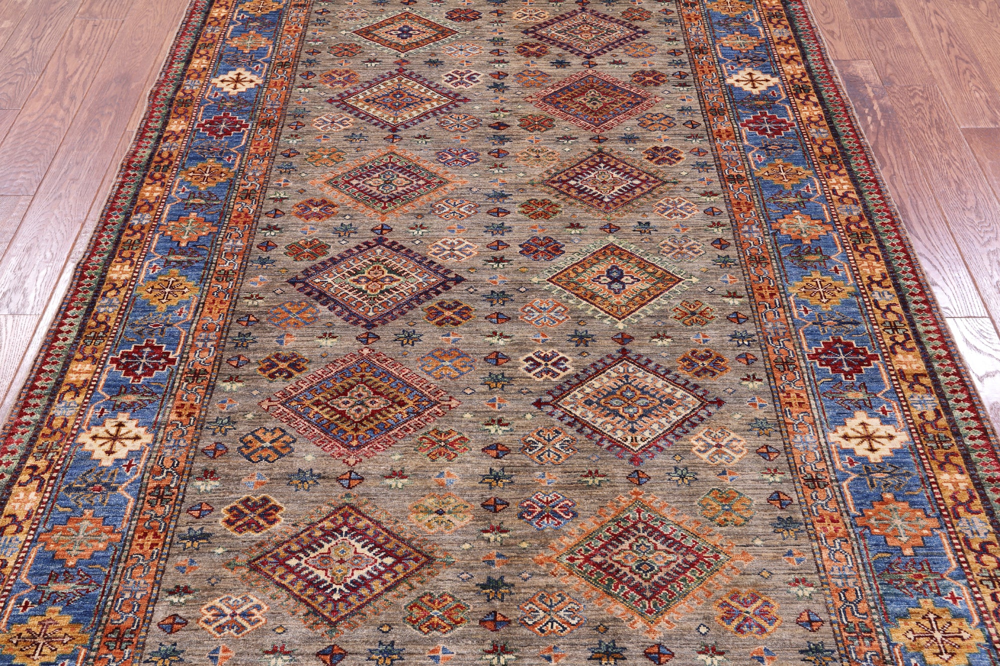 Super Kazak Hand Knotted Wool Rug - 5' 6" X 7' 10" - Golden Nile