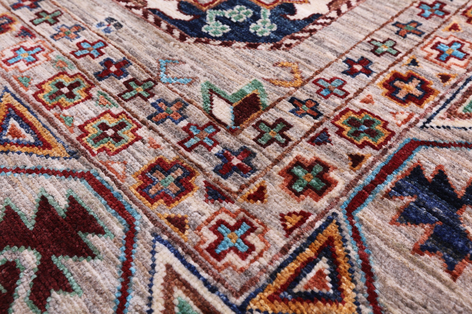 Turkmen Ersari Hand Knotted Wool Rug - 5' 7" X 8' 0" - Golden Nile
