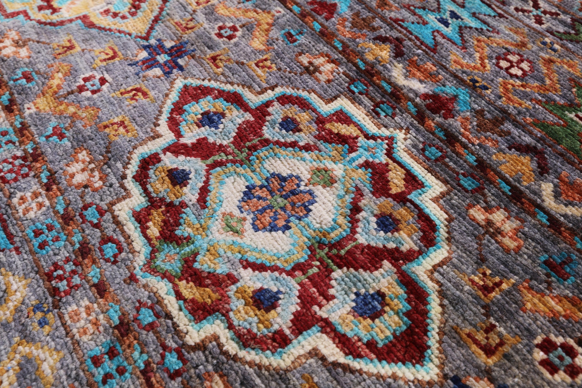 Khorjin Persian Gabbeh Hand Knotted Wool Rug - 5' 9" X 8' 5" - Golden Nile