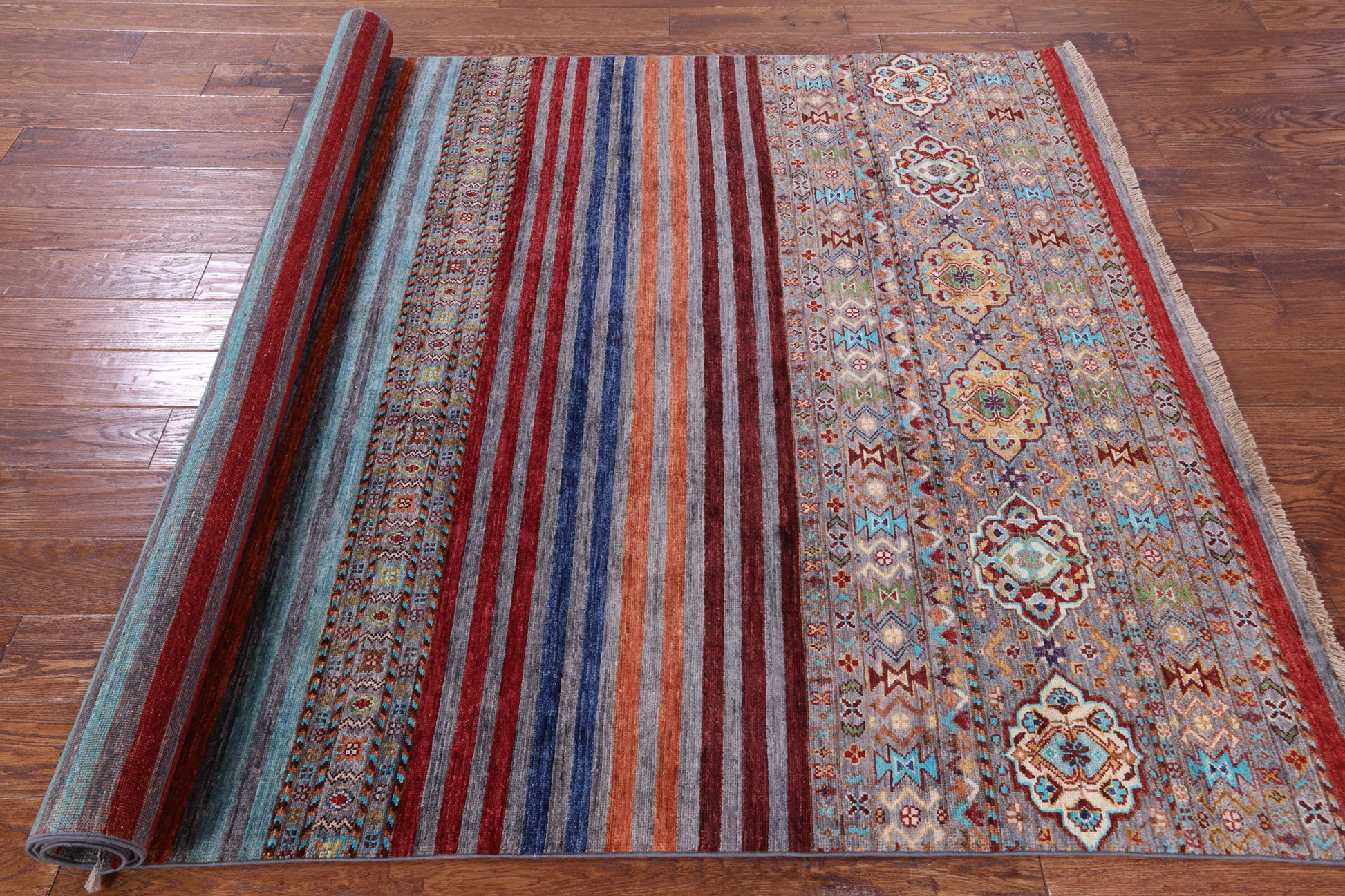 Khorjin Persian Gabbeh Hand Knotted Wool Rug - 5' 9" X 8' 5" - Golden Nile