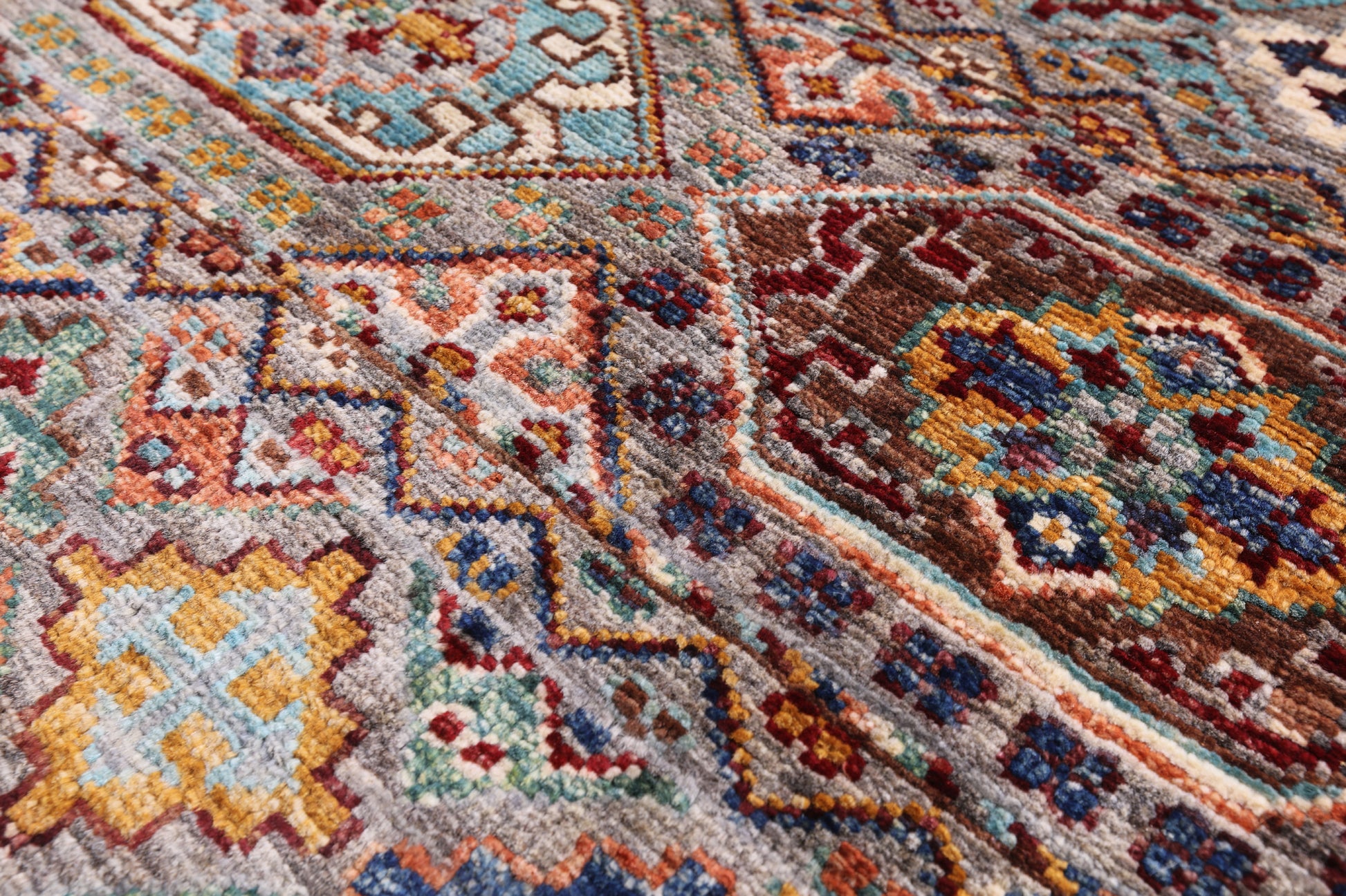 Khorjin Persian Gabbeh Hand Knotted Wool Rug - 4' 2" X 5' 11" - Golden Nile