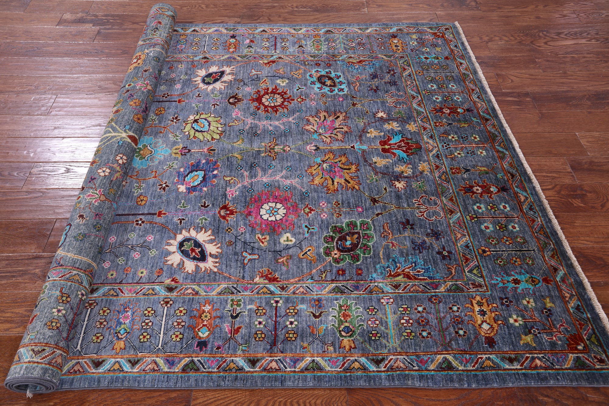 Peshawar Hand Knotted Wool Rug - 5' 7" X 8' 7" - Golden Nile