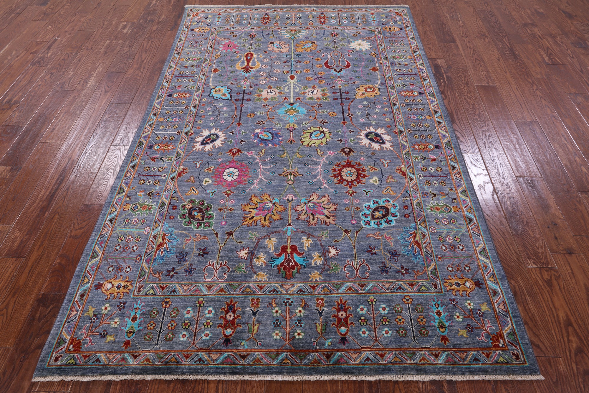 Peshawar Hand Knotted Wool Rug - 5' 7" X 8' 7" - Golden Nile
