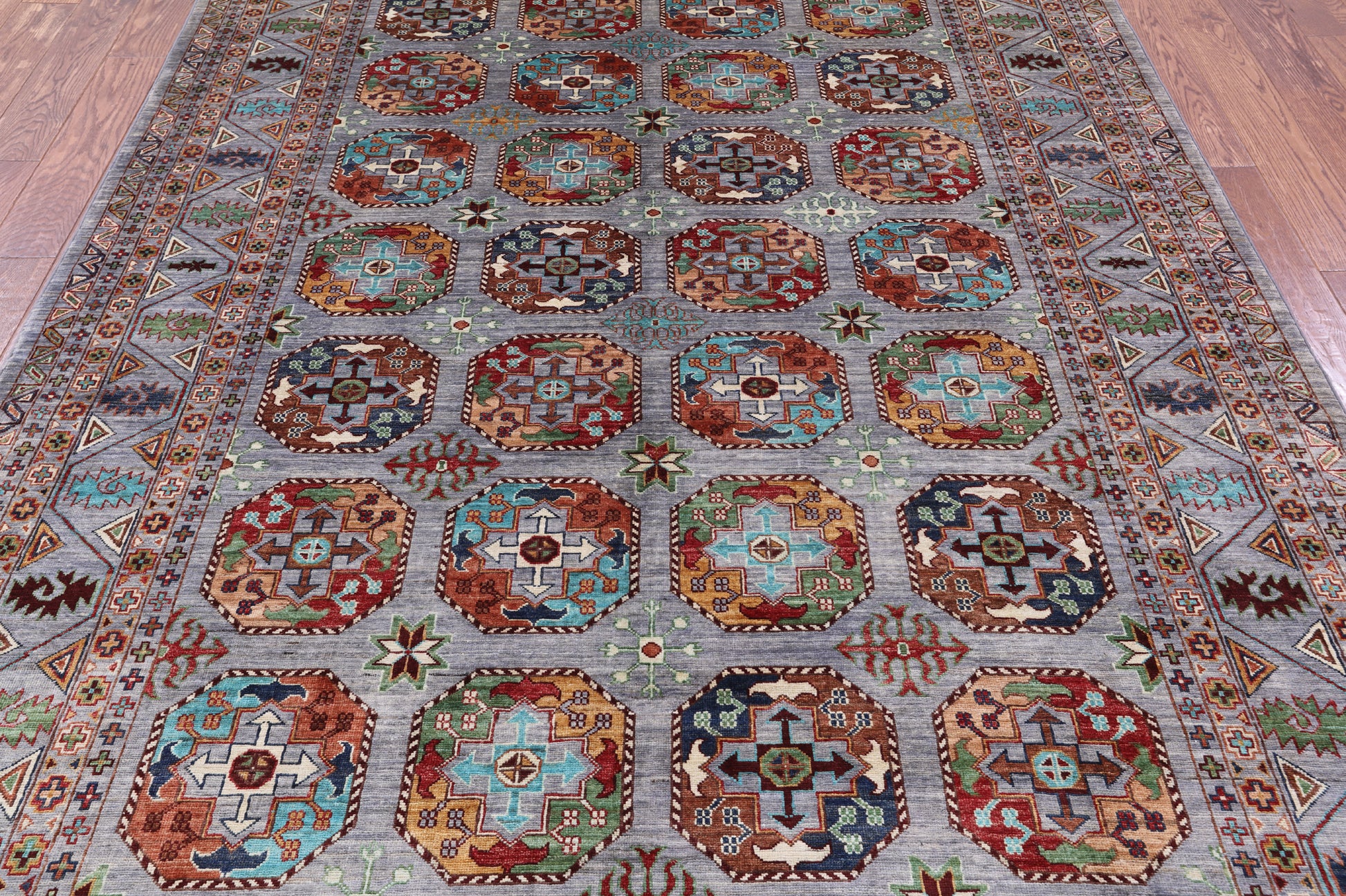 Turkmen Ersari Hand Knotted Wool Rug - 6' 9" X 9' 10" - Golden Nile