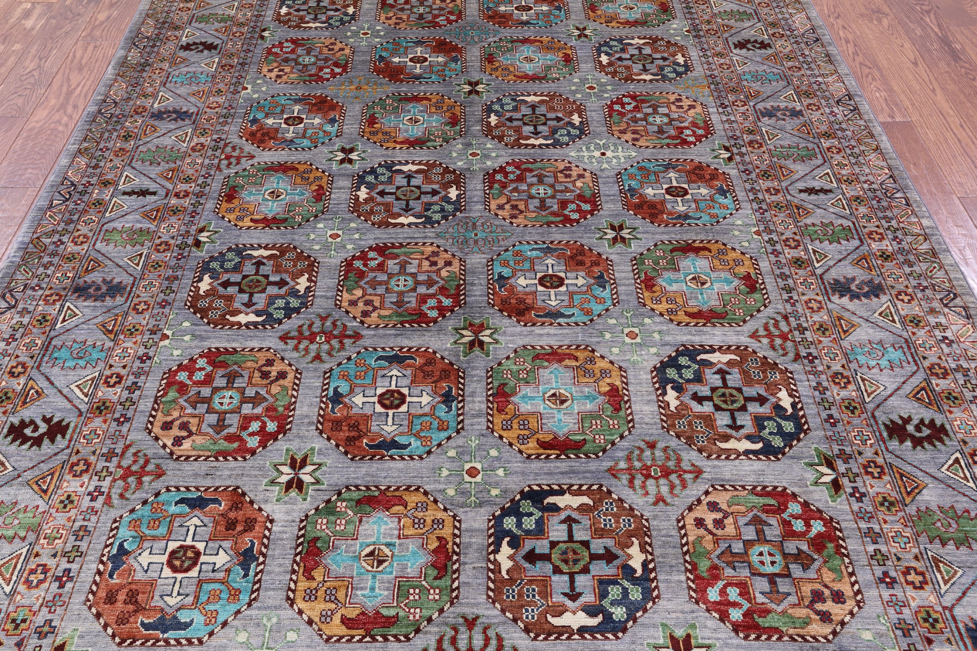 Turkmen Ersari Hand Knotted Wool Rug - 6' 9" X 9' 10" - Golden Nile