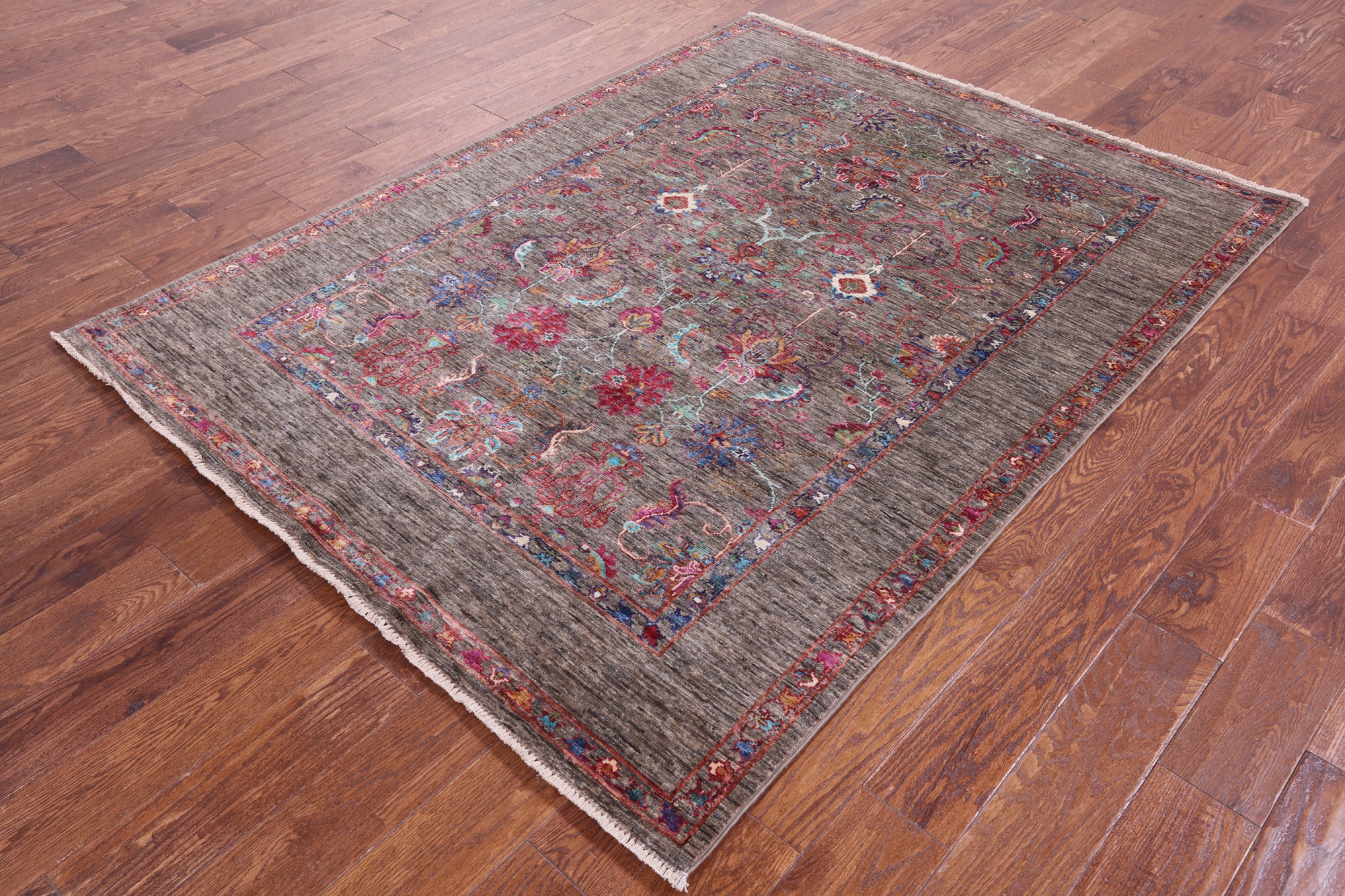 Peshawar Hand Knotted Wool Rug - 5' 0" X 6' 8" - Golden Nile