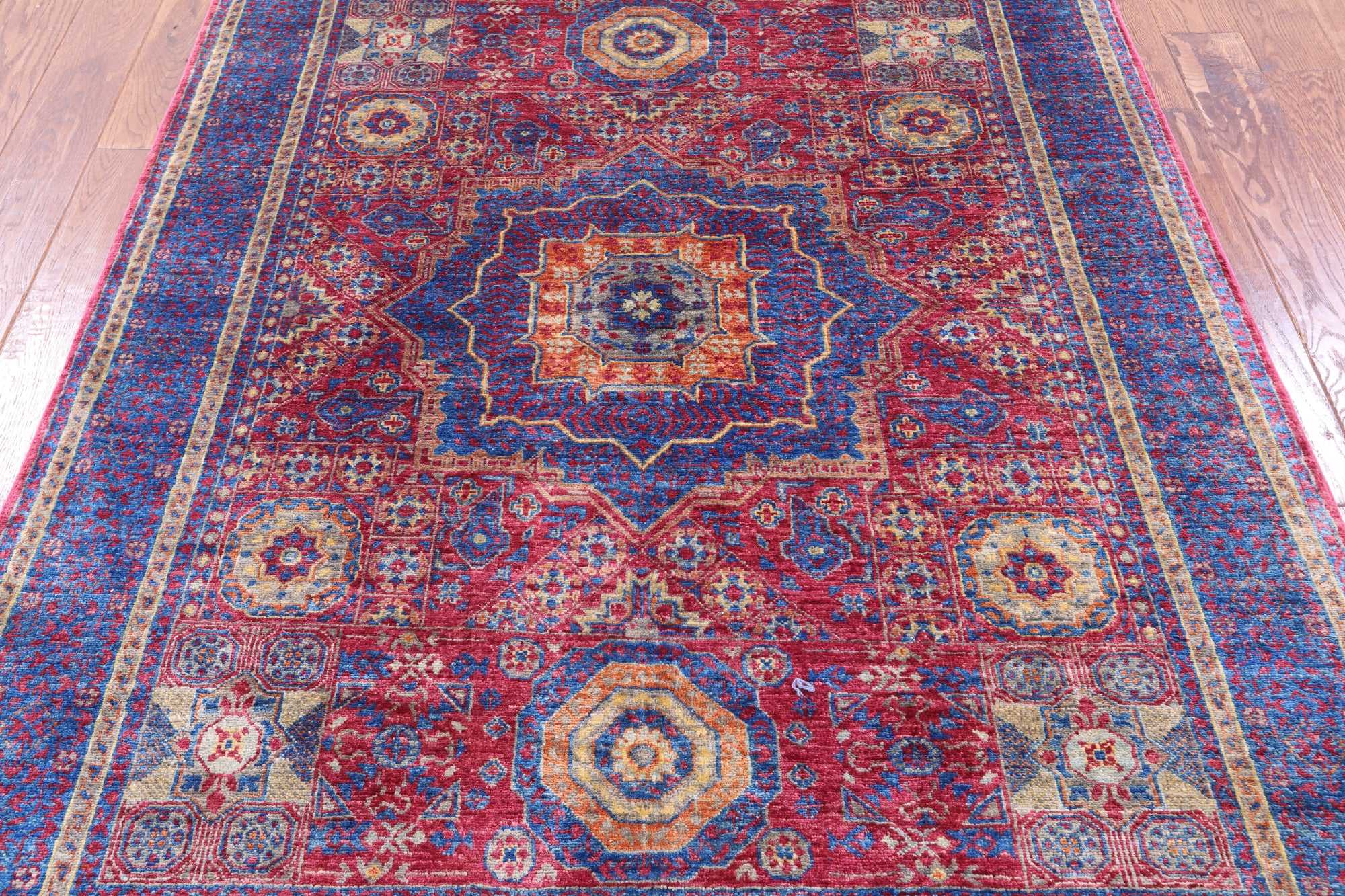Geometric Persian Mamluk Hand Knotted Wool Rug - 5' 0" X 6' 7" - Golden Nile