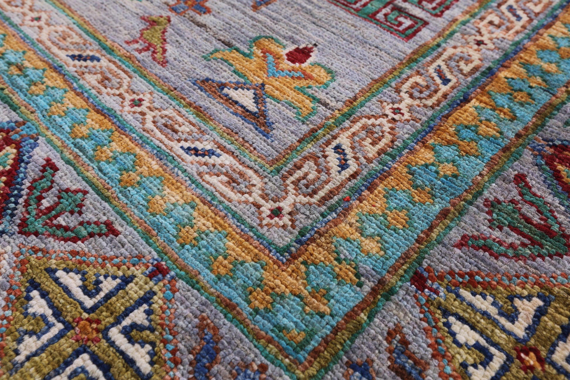 Persian Hand Knotted Wool Rug - 5' 0" X 6' 9" - Golden Nile