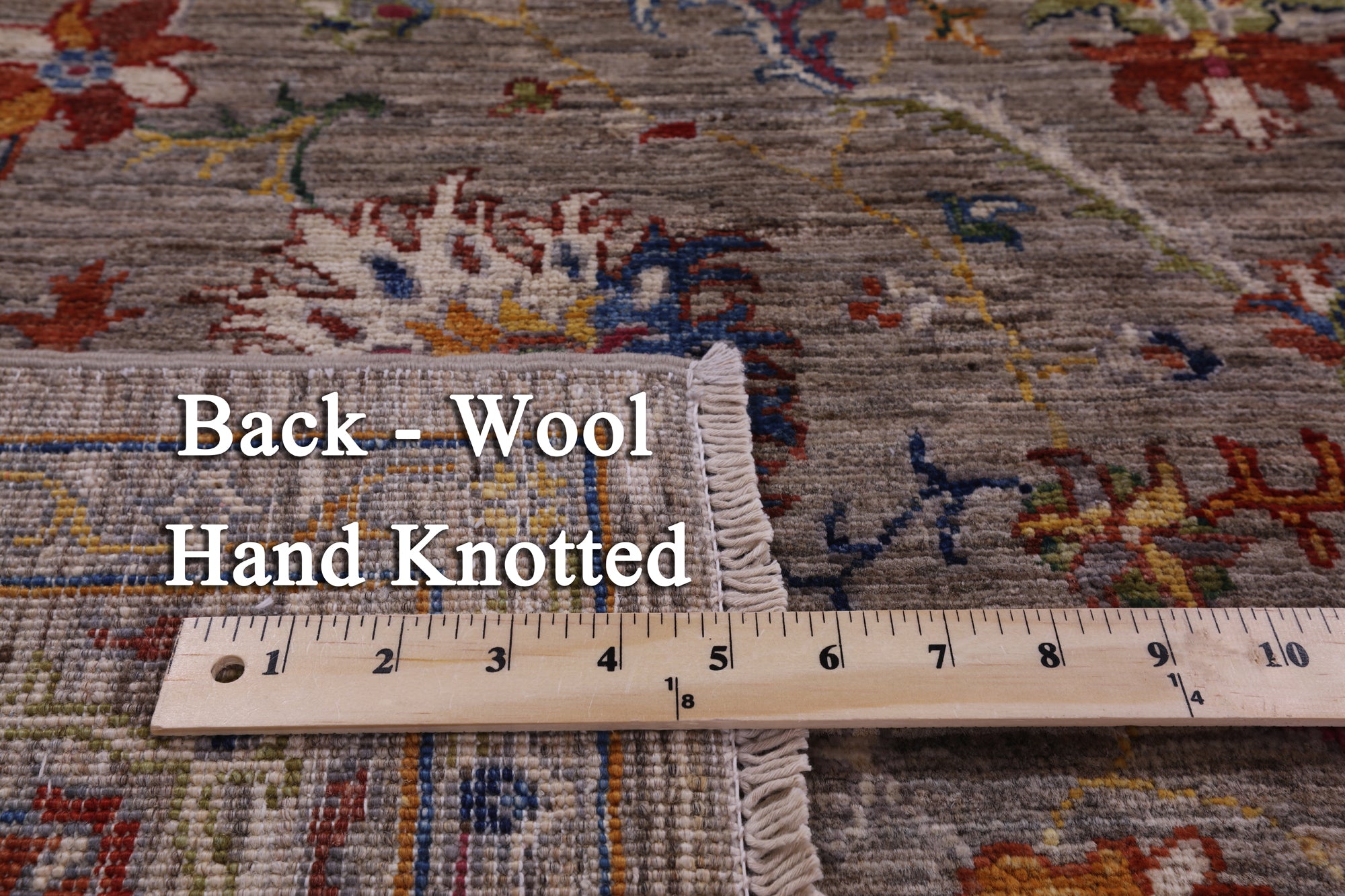 Peshawar Hand Knotted Wool Rug - 4' 11" X 6' 11" - Golden Nile