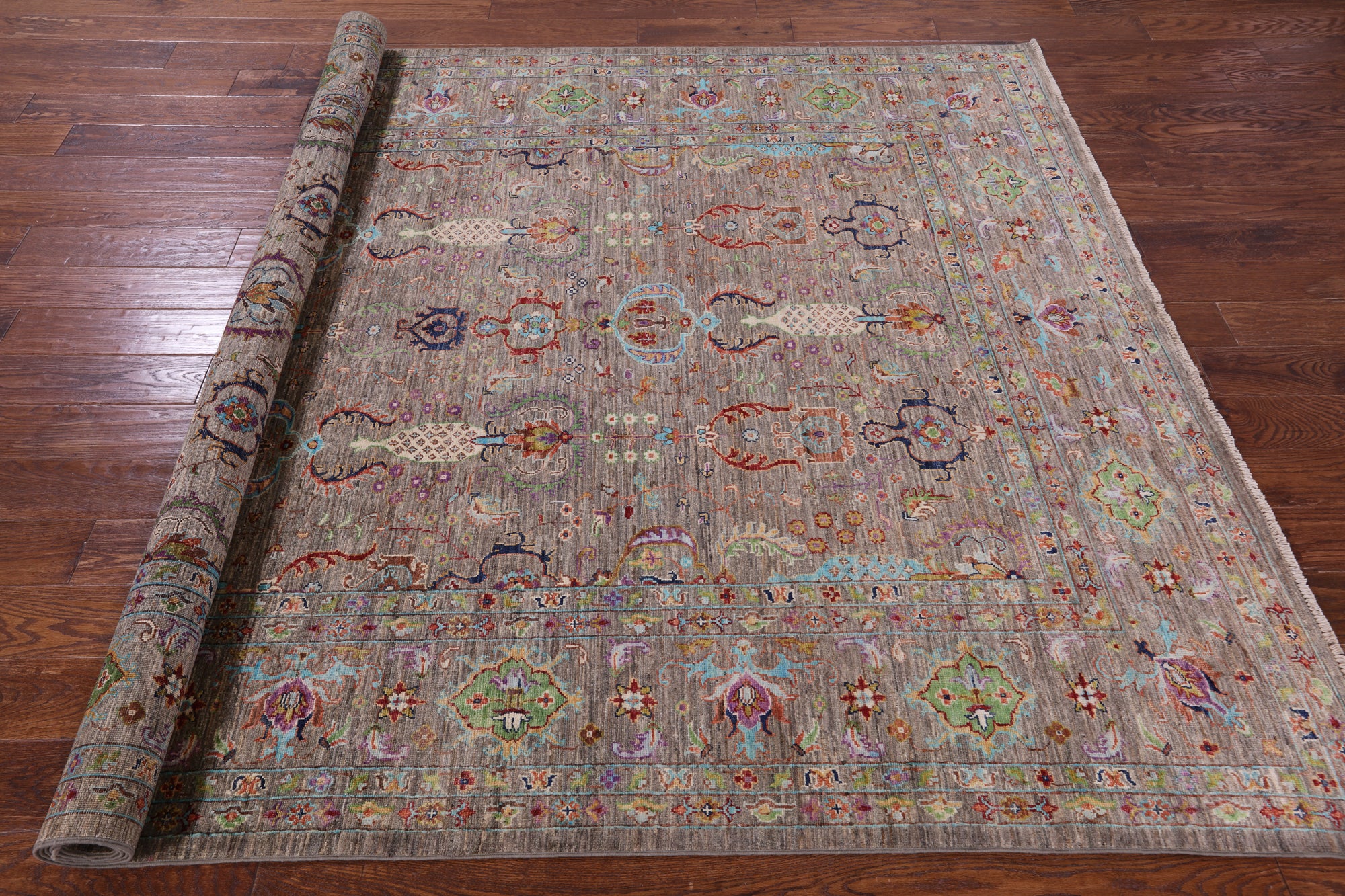 Peshawar Hand Knotted Wool Rug - 6' 9" X 9' 9" - Golden Nile