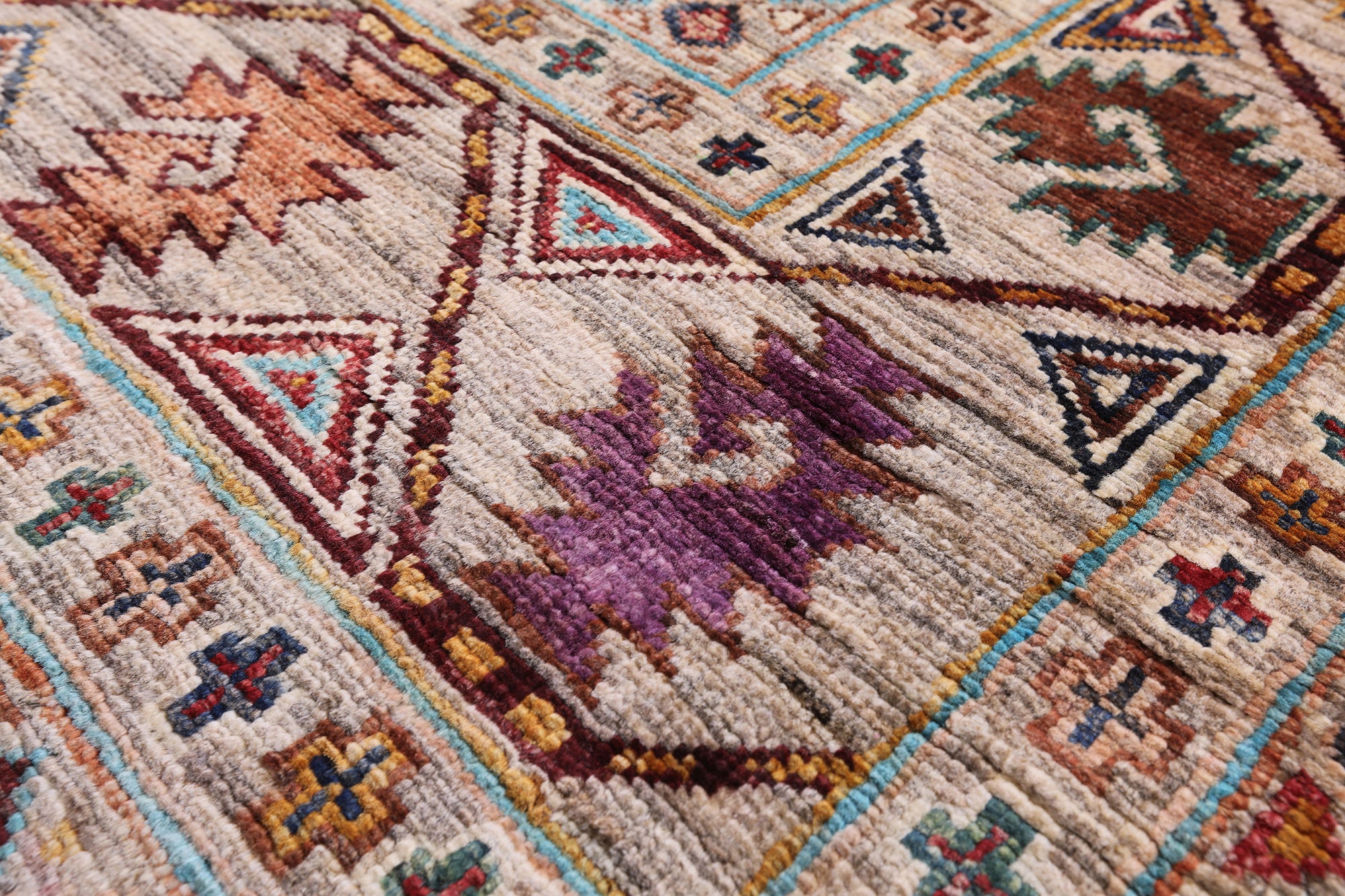 Turkmen Ersari Hand Knotted Wool Rug - 5' 7" X 8' 2" - Golden Nile