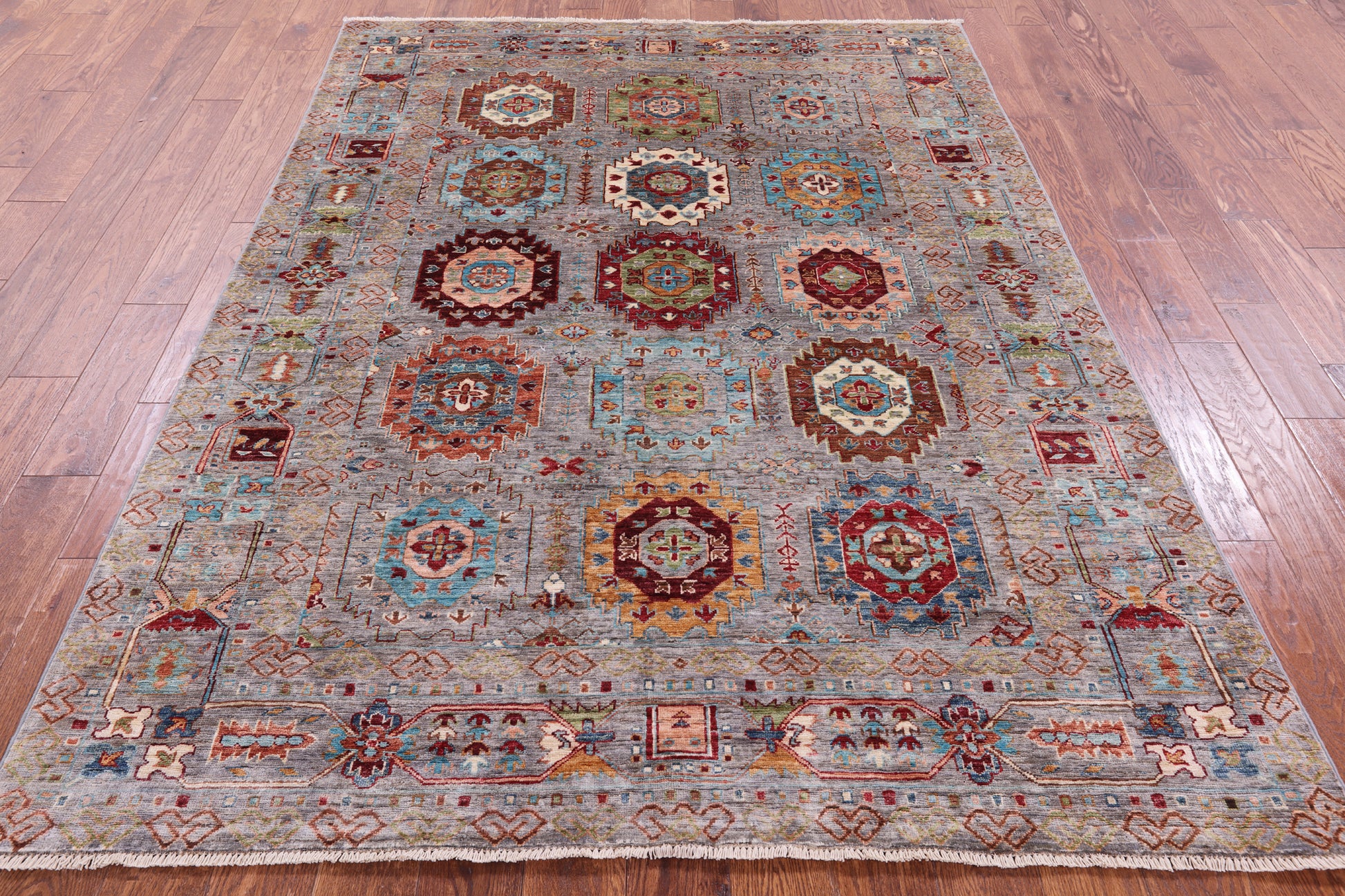 Turkmen Ersari Hand Knotted Wool Rug - 5' 8" X 7' 9" - Golden Nile
