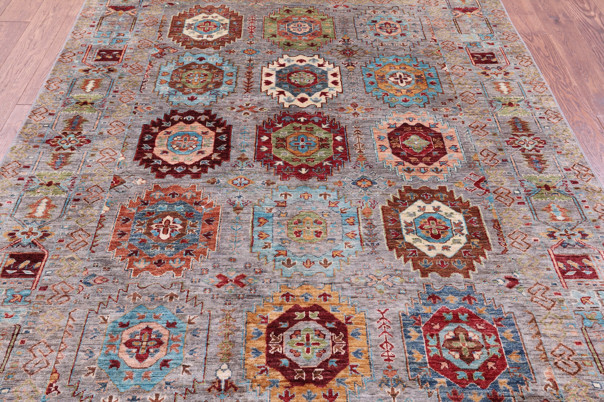 Turkmen Ersari Hand Knotted Wool Rug - 5' 8" X 7' 9" - Golden Nile