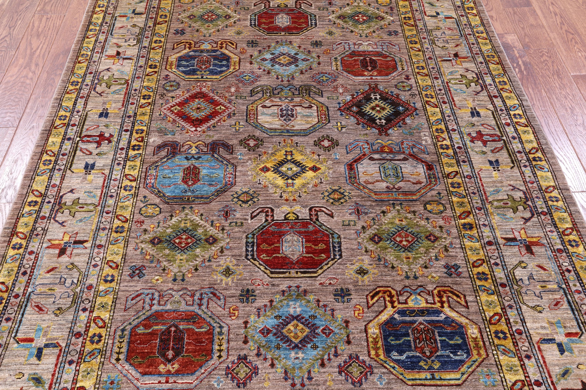 Turkmen Ersari Hand Knotted Wool Rug - 5' 9" X 8' 2" - Golden Nile