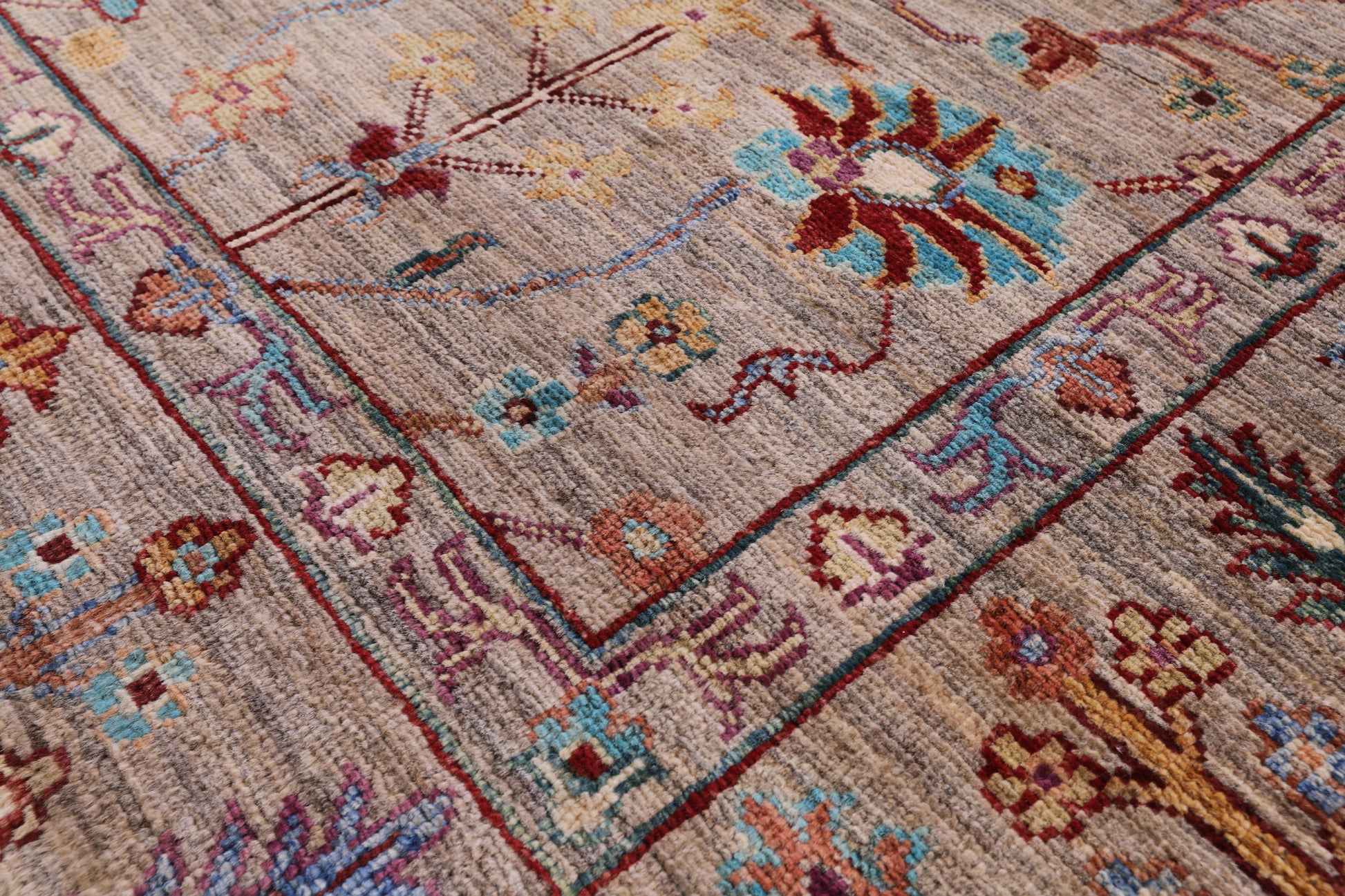 Peshawar Handmade Wool Rug - 5' 0" X 6' 9" - Golden Nile