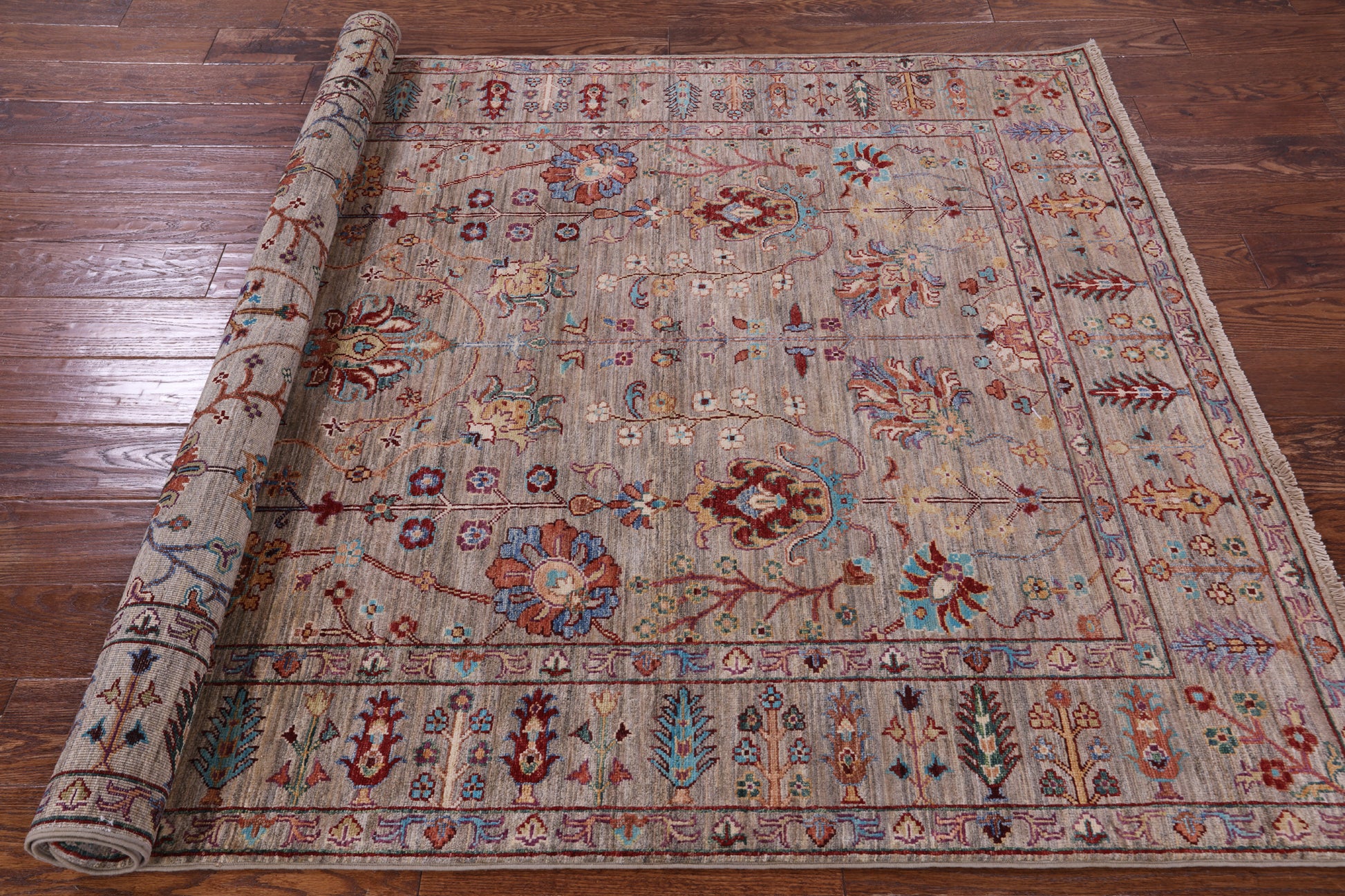 Peshawar Handmade Wool Rug - 5' 0" X 6' 9" - Golden Nile