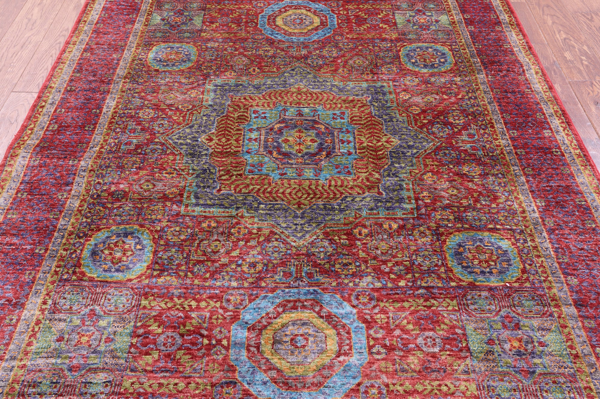 Red Mamluk Hand Knotted Wool Rug - 5' 0" X 6' 6" - Golden Nile