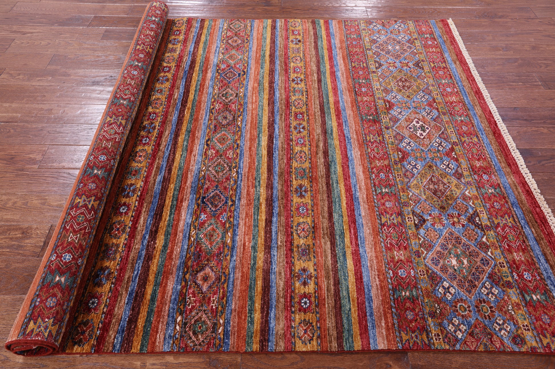 Khorjin Persian Gabbeh Handmade Wool Rug - 5' 11" X 7' 8" - Golden Nile