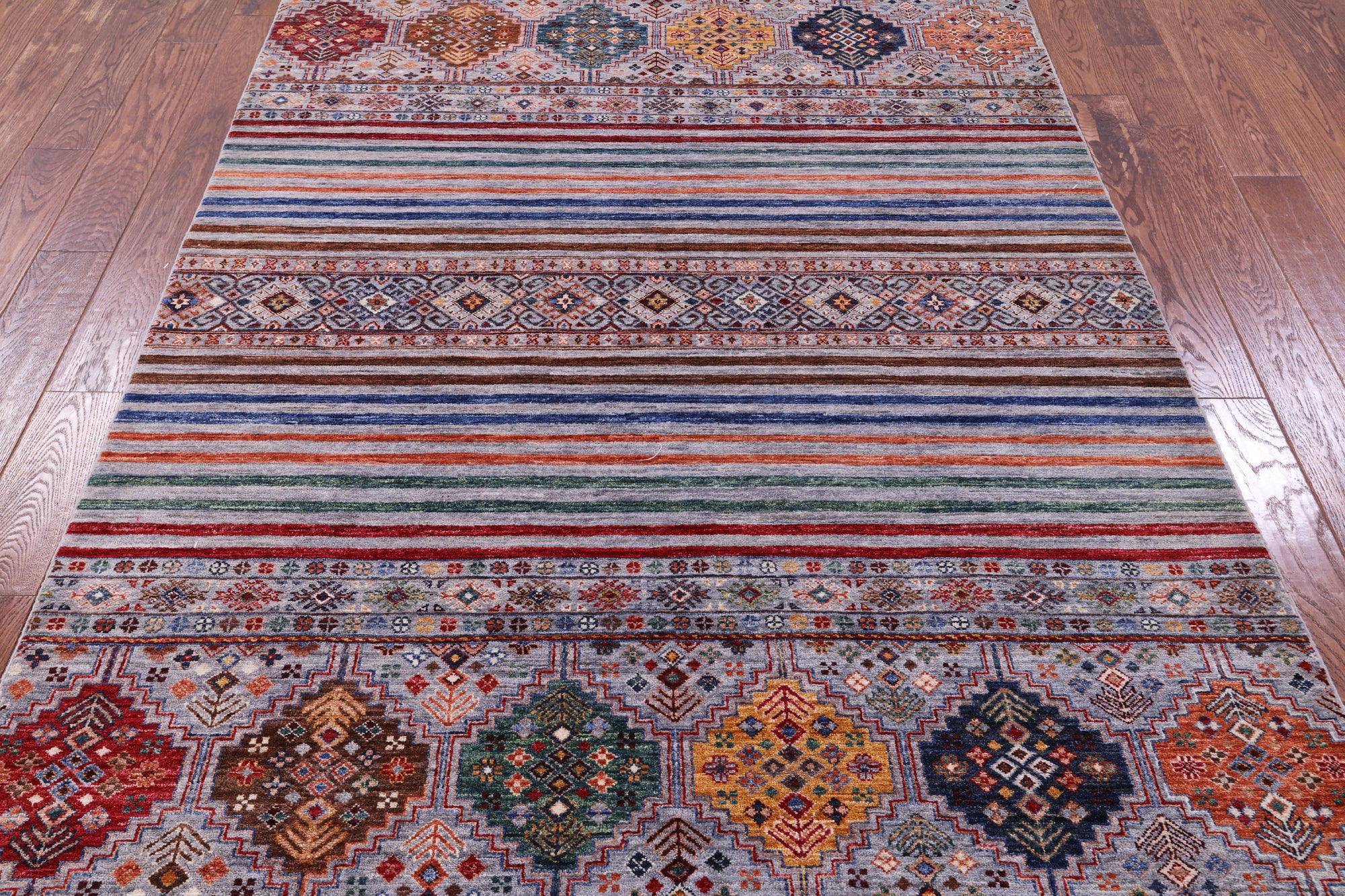 Khorjin Persian Gabbeh Hand Knotted Wool Rug - 5' 6" X 8' 4" - Golden Nile