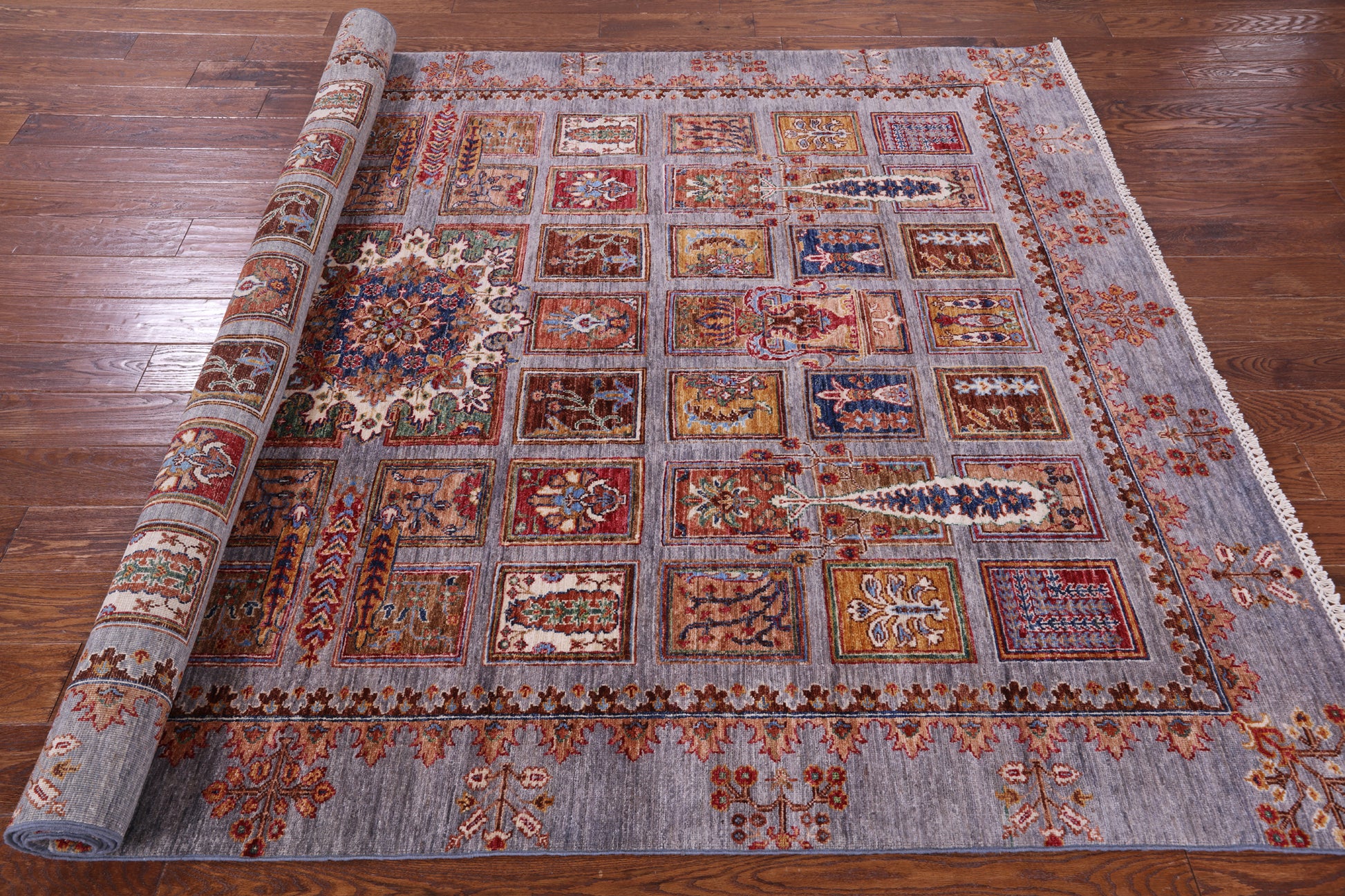 Garden Design Persian Hand Knotted Wool Rug - 6' 7" X 10' 3" - Golden Nile