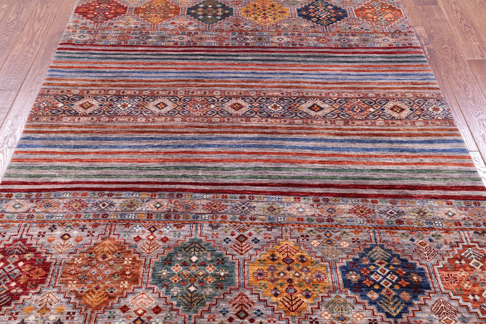 Khorjin Persian Gabbeh Hand Knotted Wool Rug - 5' 10" X 7' 8" - Golden Nile