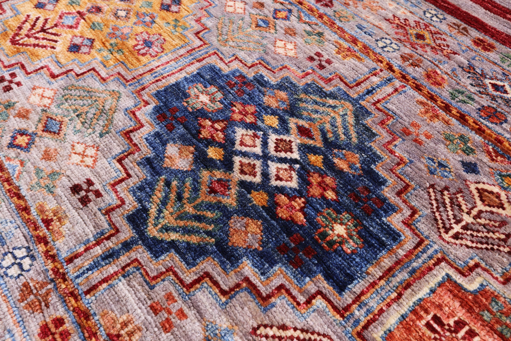 Khorjin Persian Gabbeh Hand Knotted Wool Rug - 5' 10" X 7' 8" - Golden Nile