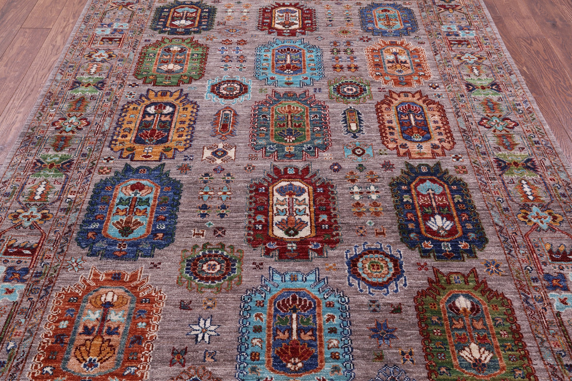 Turkmen Ersari Hand Knotted Wool Rug - 5' 10" X 8' 0" - Golden Nile