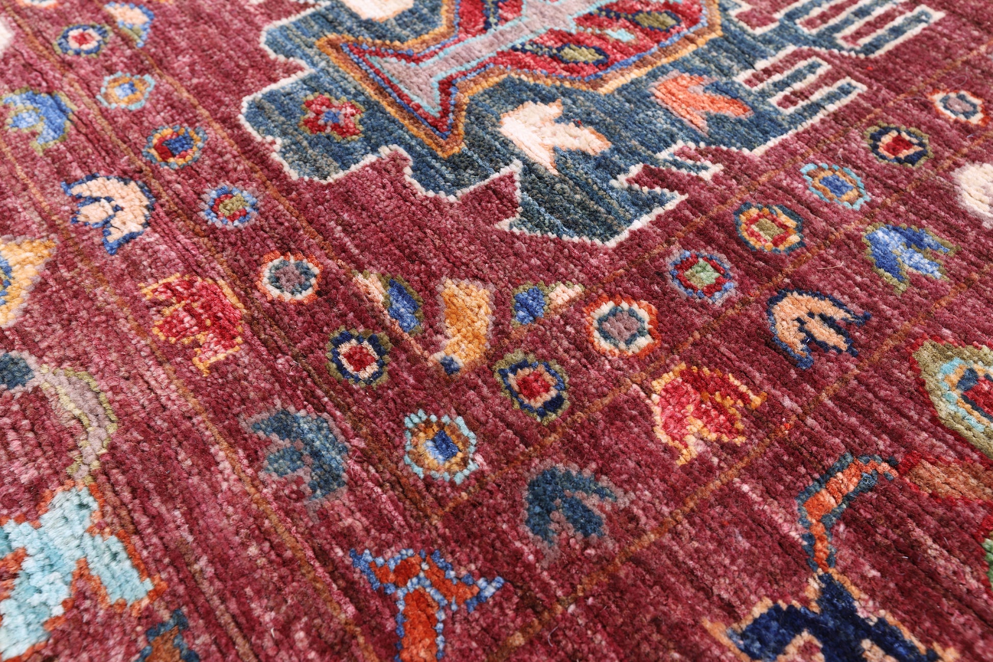 Tribal Persian Hand Knotted Wool Rug - 5' 7" X 8' 1" - Golden Nile