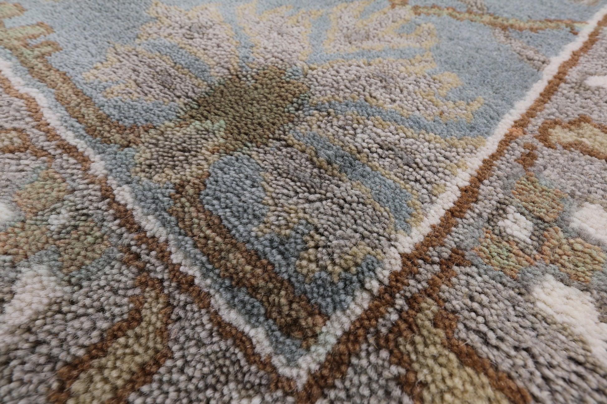 Ivory Turkish Oushak Hand Knotted Wool Rug - 9' 2" X 11' 9" - Golden Nile