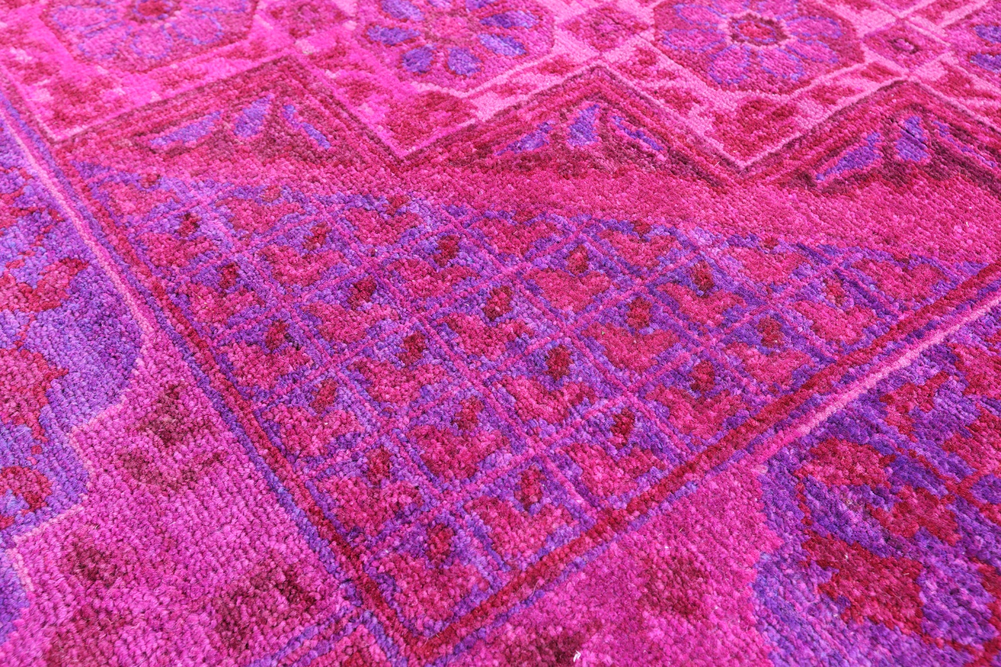 Pink Geometric Persian Mamluk Hand Knotted Wool Rug - 6' 8" X 10' 1" - Golden Nile
