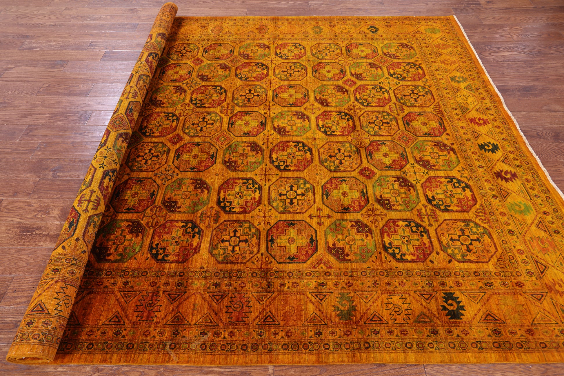 Turkmen Ersari Hand Knotted Wool Rug - 8' 4" X 11' 3" - Golden Nile