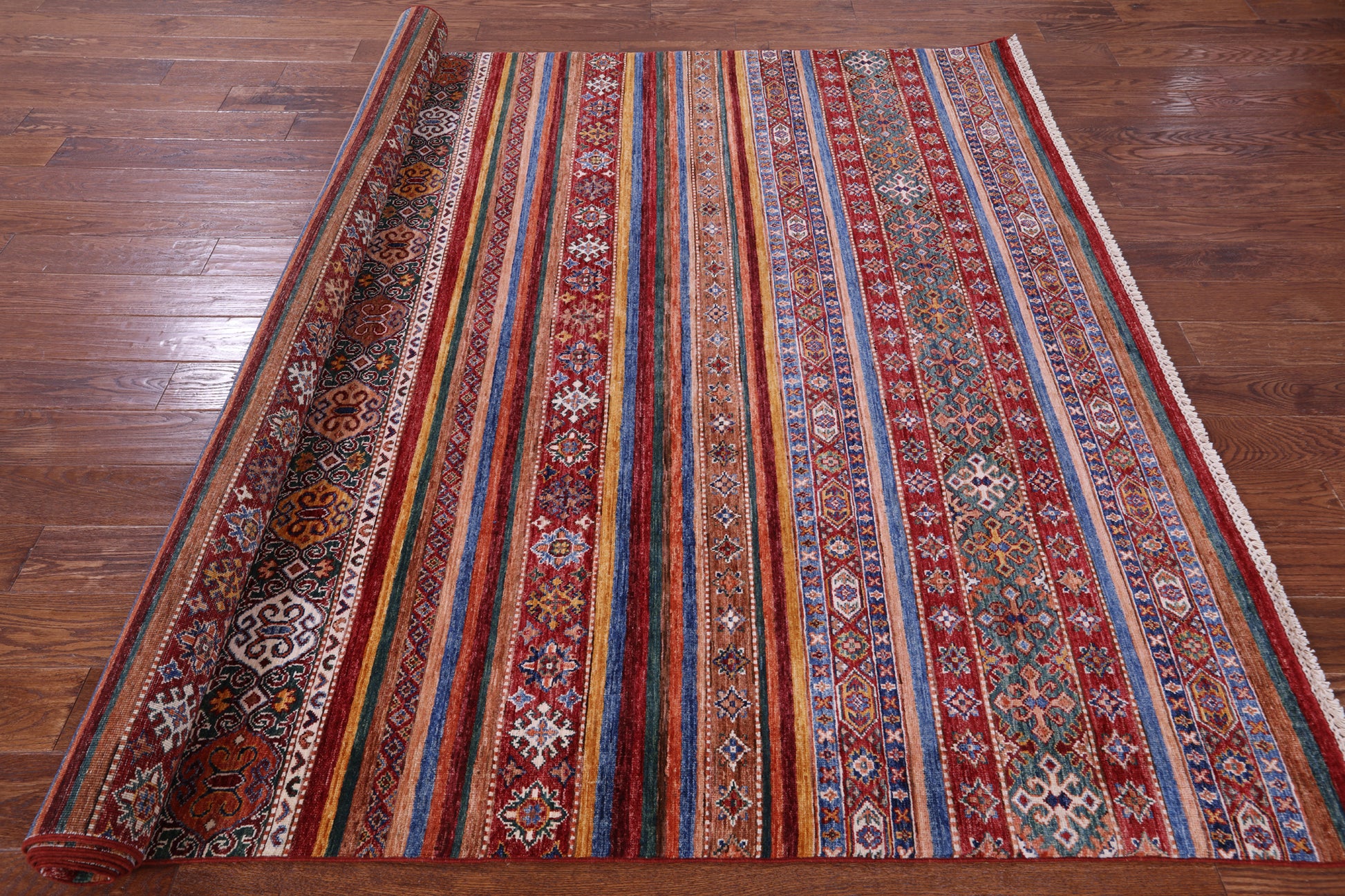 Khorjin Persian Gabbeh Hand Knotted Wool Rug - 7' 0" X 9' 11" - Golden Nile