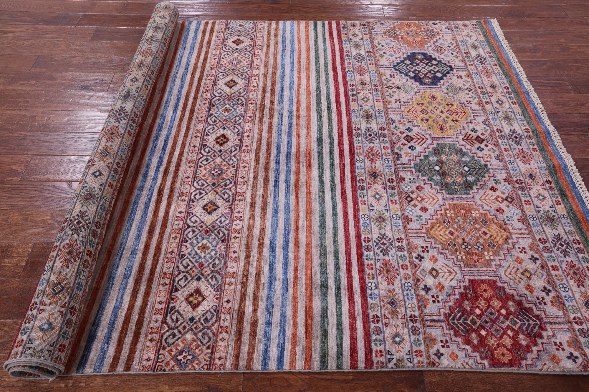 Khorjin Persian Gabbeh Handmade Wool Rug - 5' 9" X 8' 4" - Golden Nile