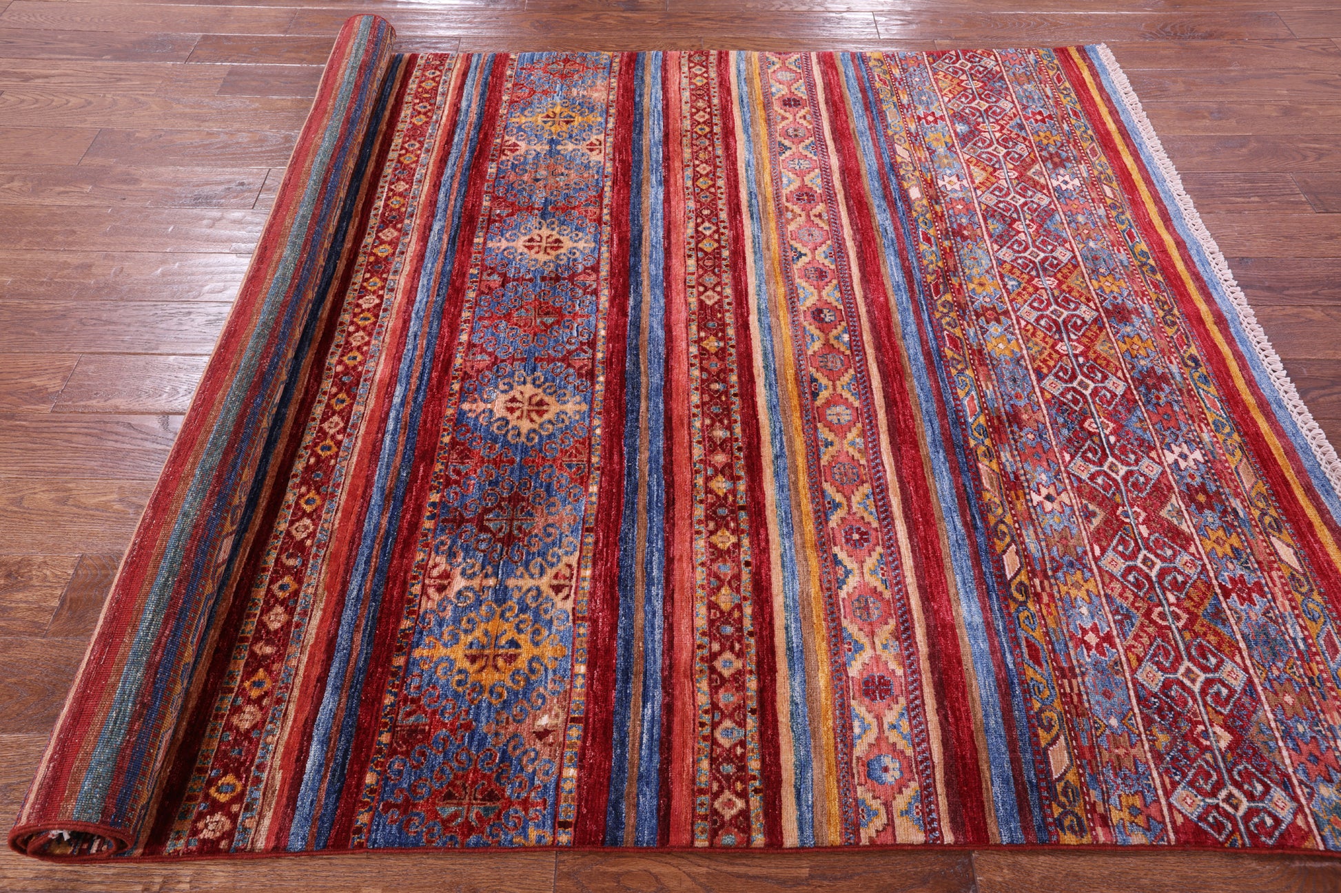 Khorjin Persian Gabbeh Handmade Wool Rug - 5' 8" X 7' 8" - Golden Nile