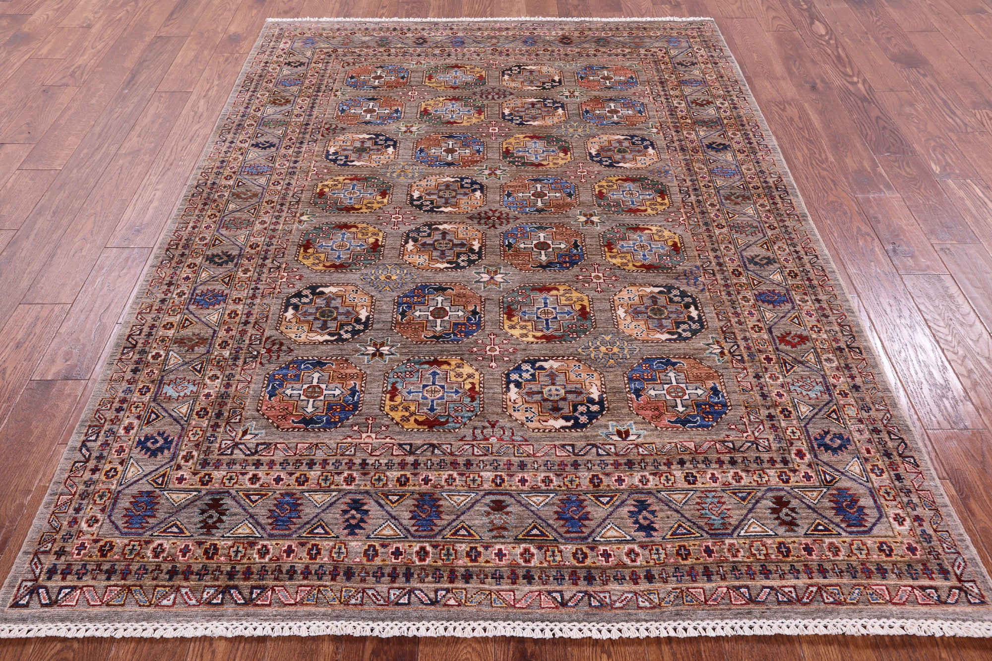Turkmen Ersari Hand Knotted Wool Rug - 5' 9" X 7' 10" - Golden Nile