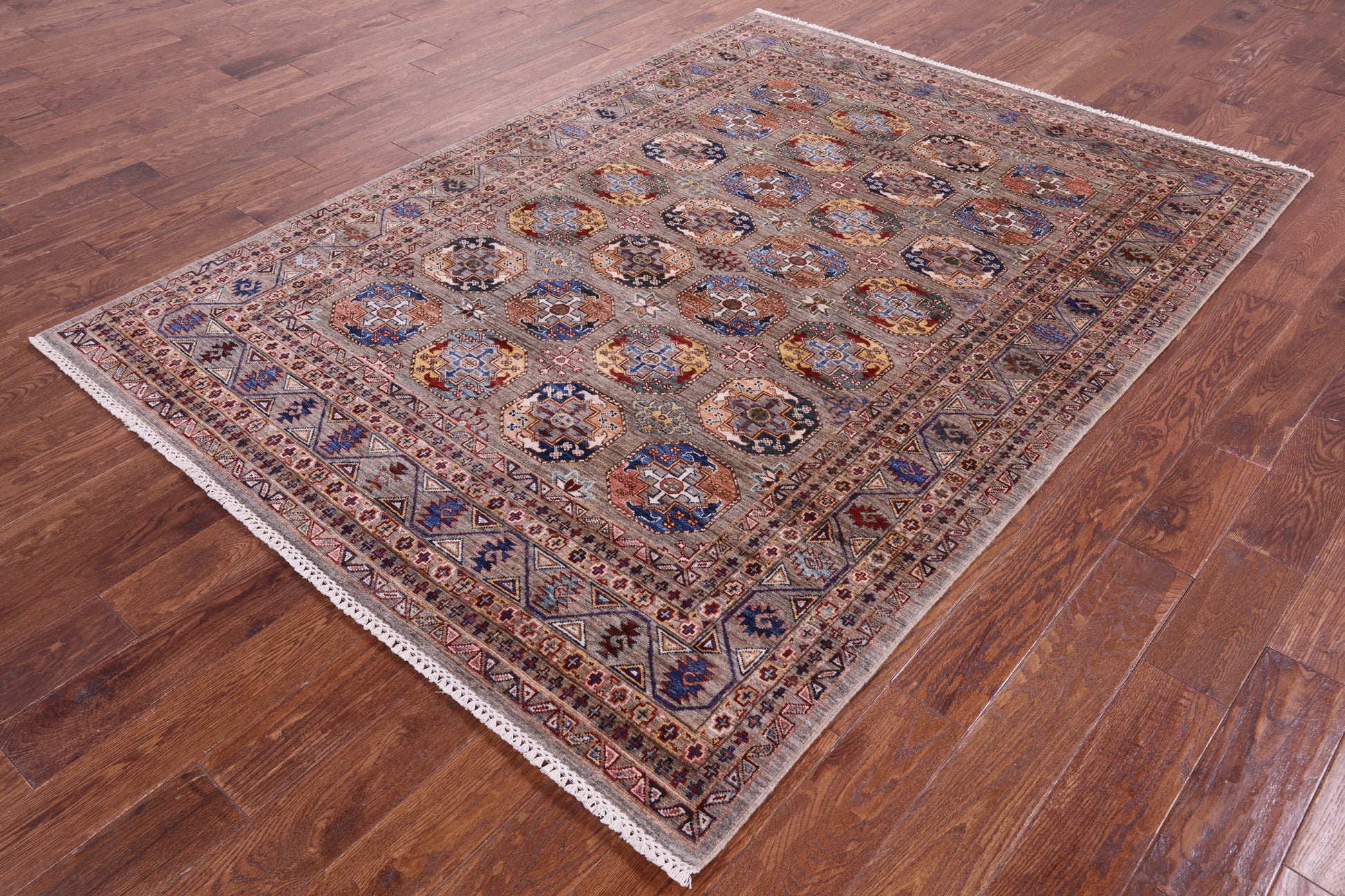 Turkmen Ersari Hand Knotted Wool Rug - 5' 9" X 7' 10" - Golden Nile